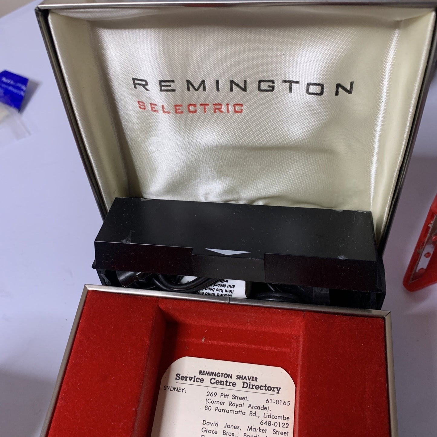 Remington Electric Shaver Vintage Model B-Y N52 Made In Australia