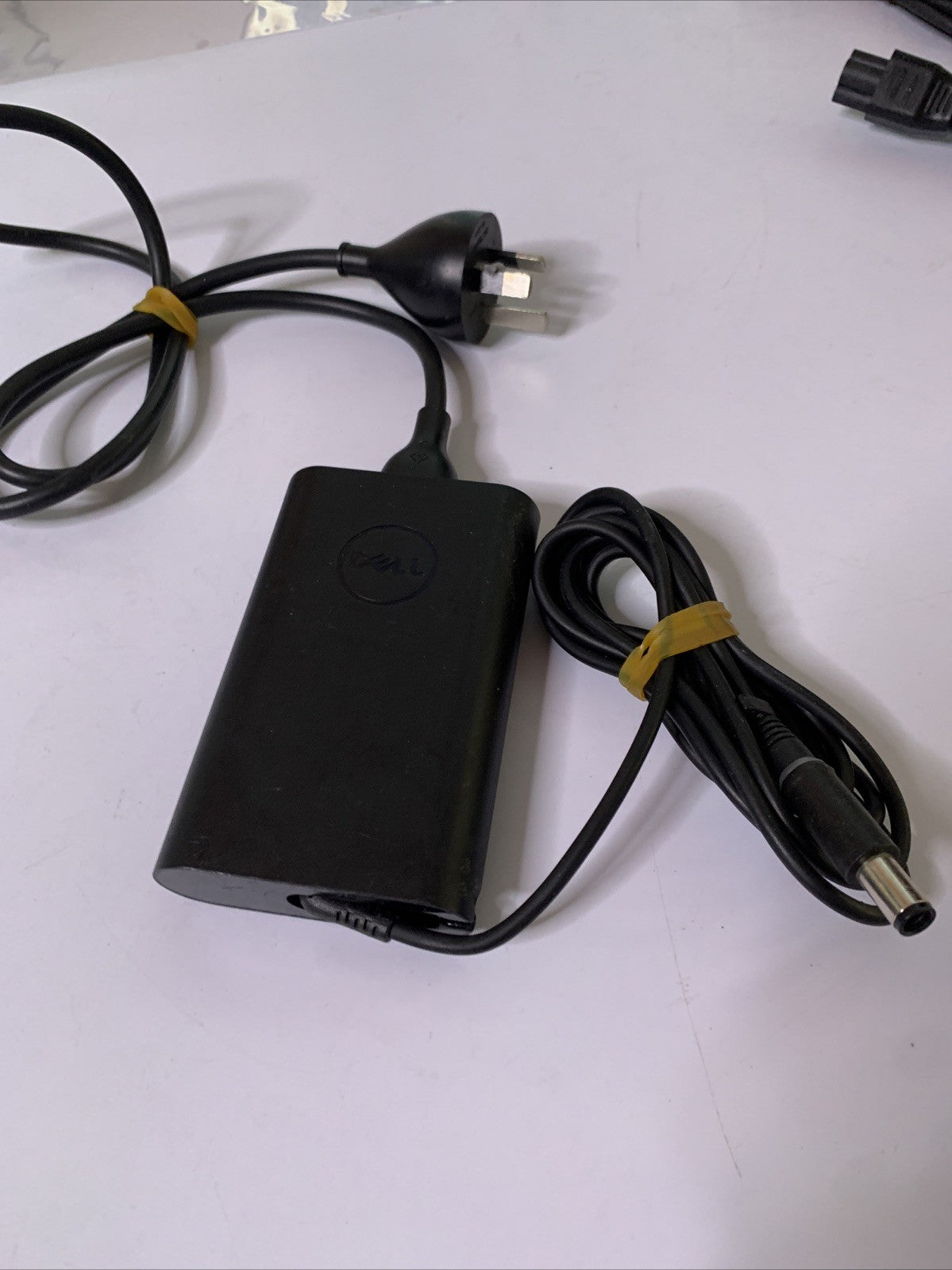 Genuine Dell HA65NM130 65W Power Supply 19.5V 3.34A For Inspirion XPS Latittude