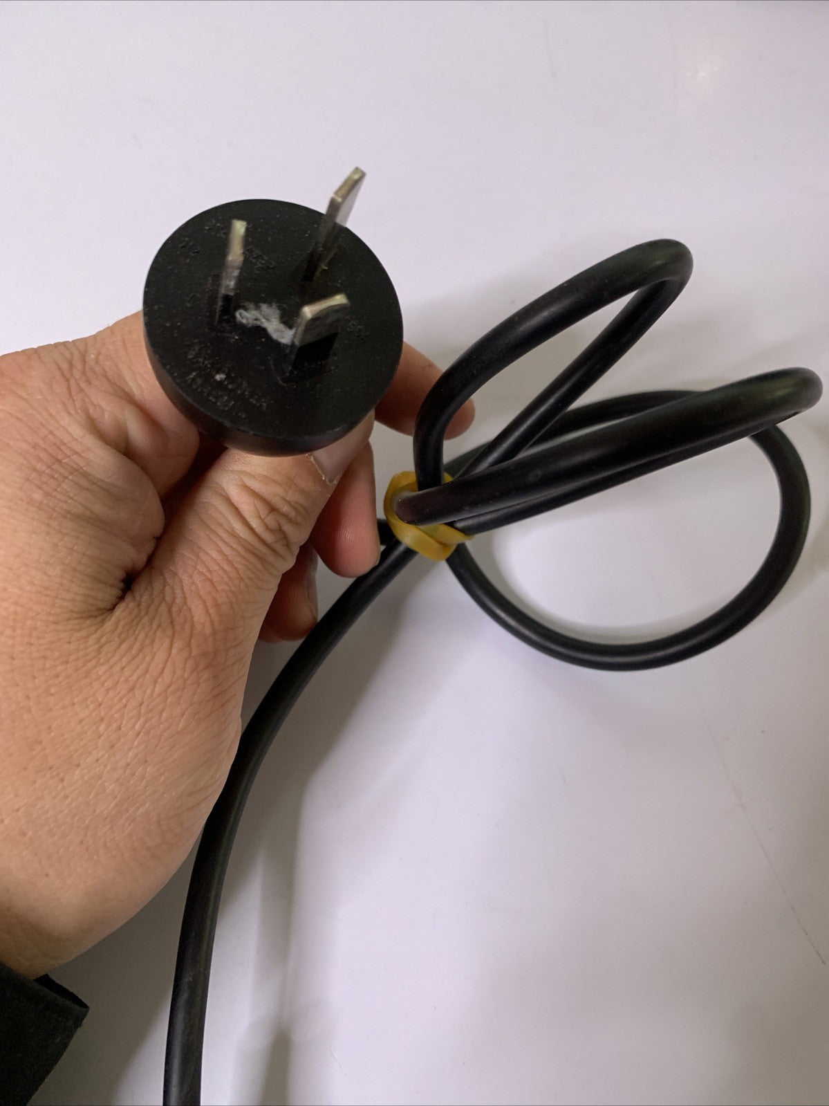 Genuine Dell HA65NM130 65W Power Supply 19.5V 3.34A For Inspirion XPS Latittude