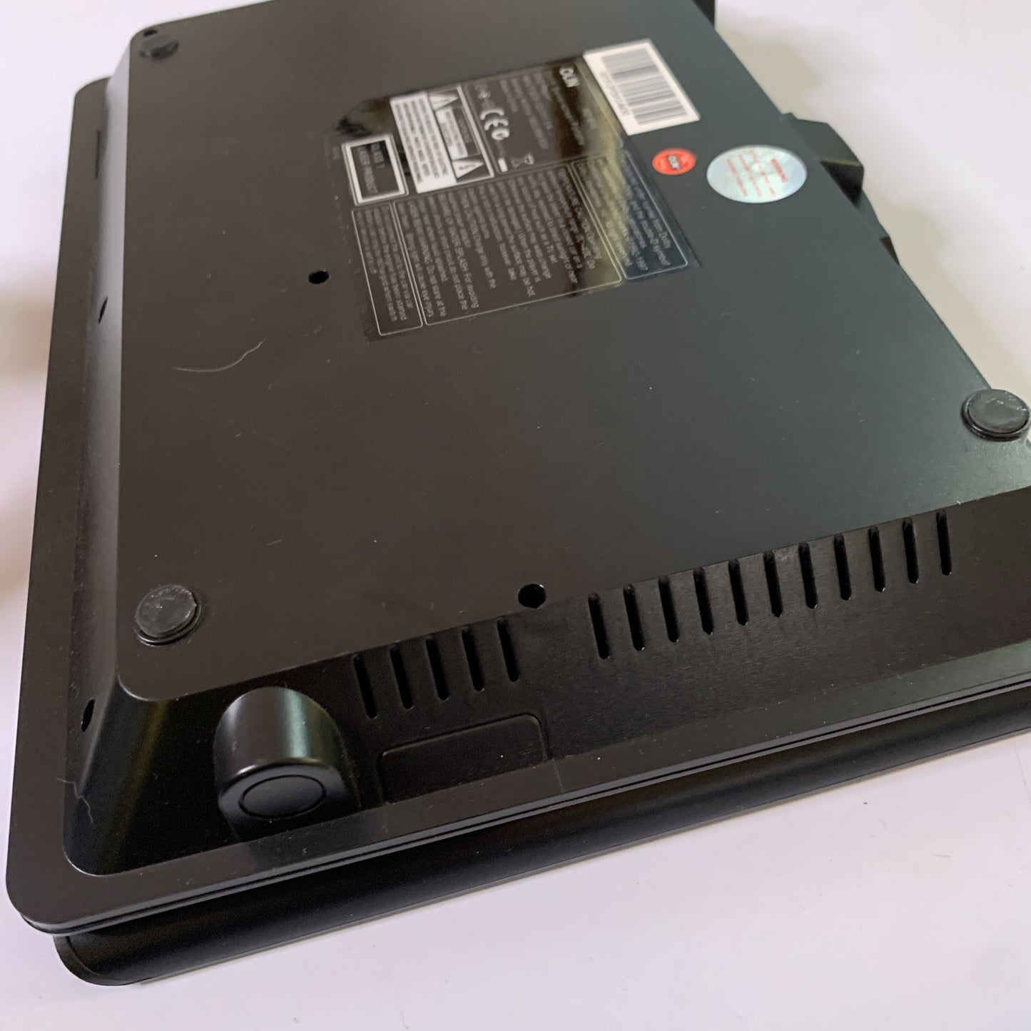 Olin DVD Swivel-Screen Player 9" PD-910 With Power Supply