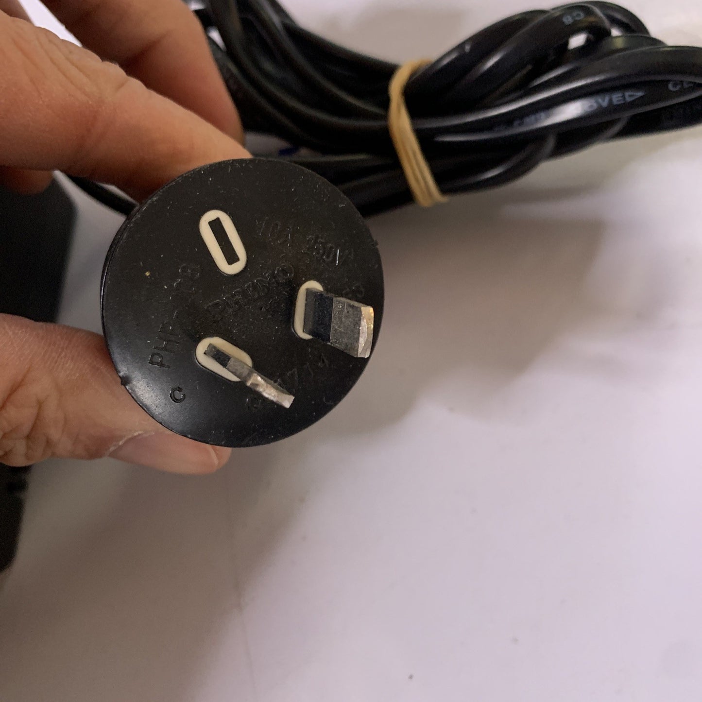 Homedics TEAD-57-122000A Power Supply 12V 2A