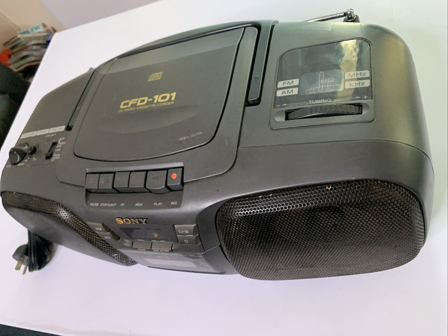 Sony CFD-101 CD Cassette Radio Boombox *Cd Player Not Working