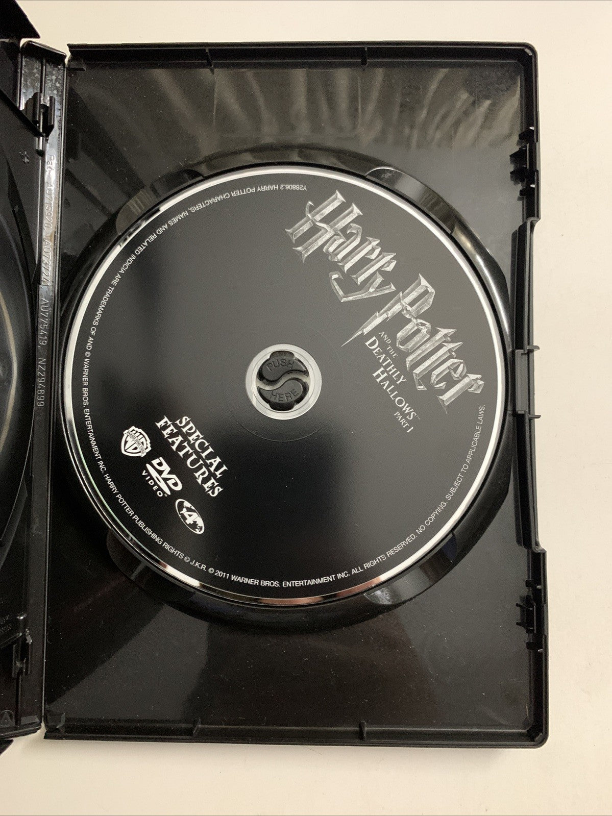 Harry Potter And The Deathly Hallows : Part 1 (DVD, 2010) Region 4