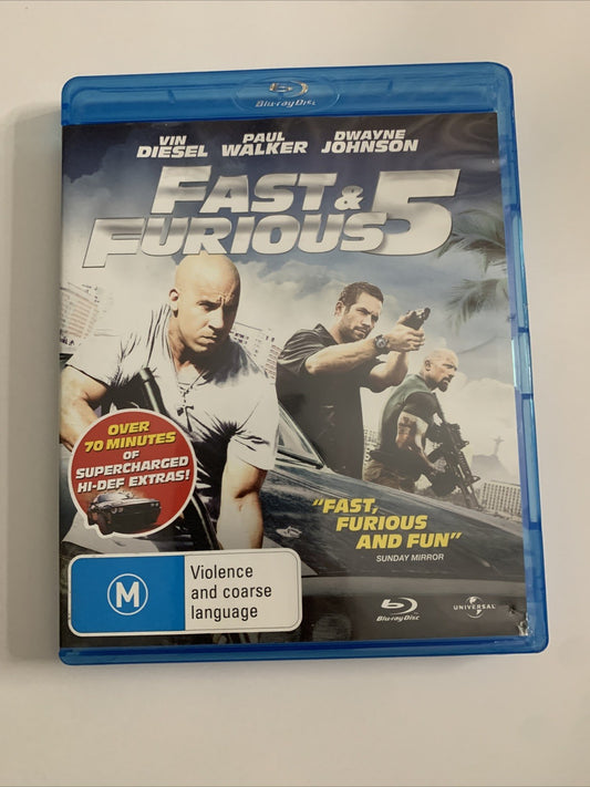 Fast & Furious 5 (Blu-ray, 2011) Paul Walker, Vin Diesel, Dwayne Johnson RegionB