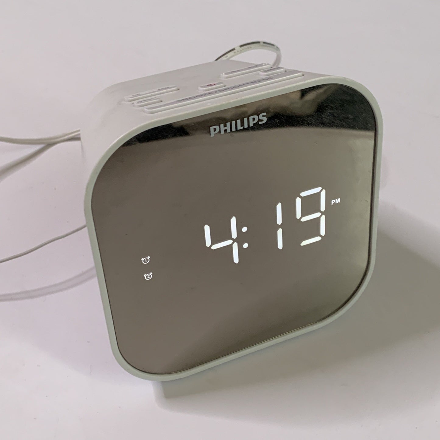 Philips Alarm Clock FM Radio Dual Timer LED Digital Display USB Charger White