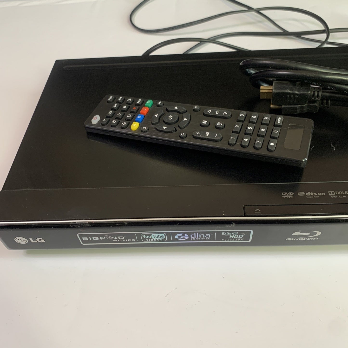 LG Network Blu-ray DVD Player BD570 WiFi With Remote Control Region B &4
