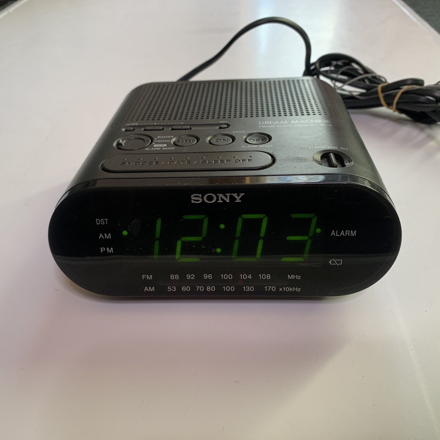 Sony Dream Machine Alarm Clock Radio ICF-C218