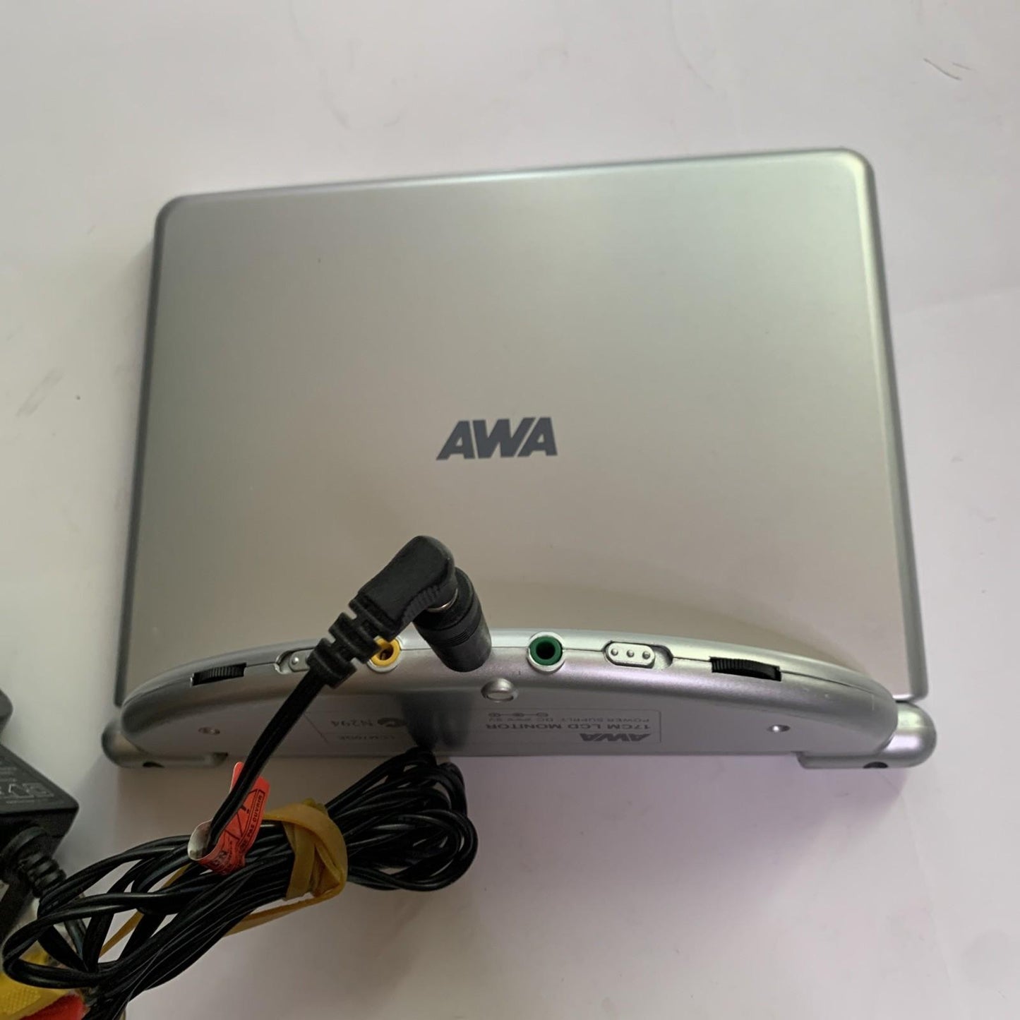 AWA 17cm LCD Monitor Composite RCA LCM70QE