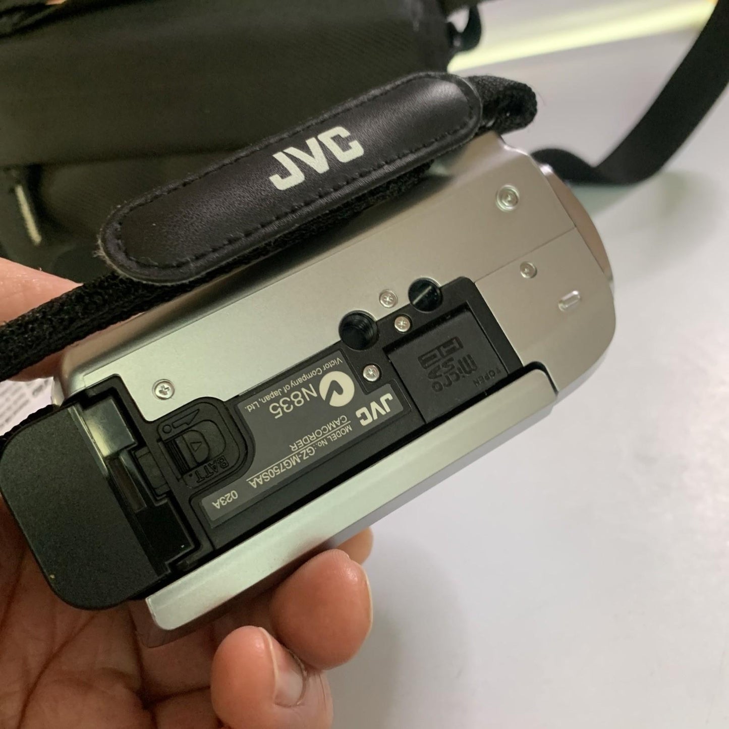 JVC Everio Camcorder 80GB HDD SD GZ-MG750SAA With Bag