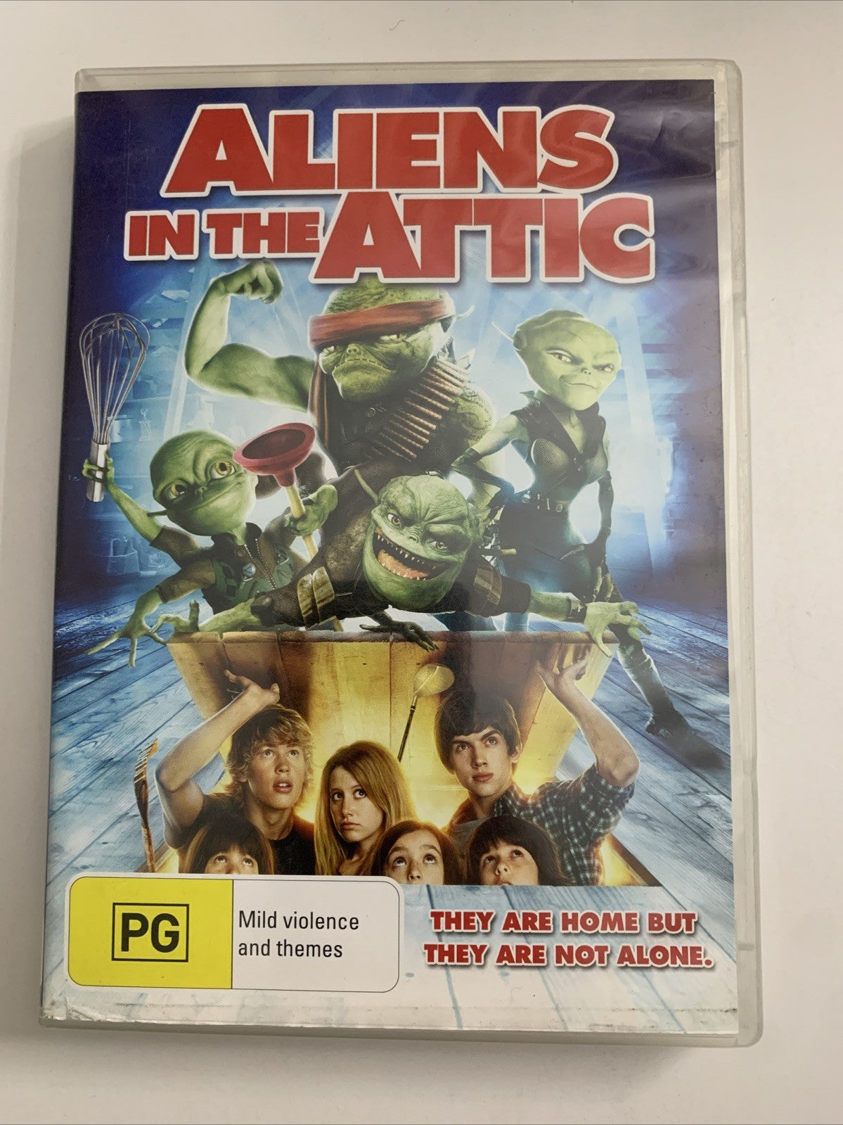 Aliens In The Attic (DVD, 2009) Ashley Tisdale, Andy Richter, Kevin Nealon