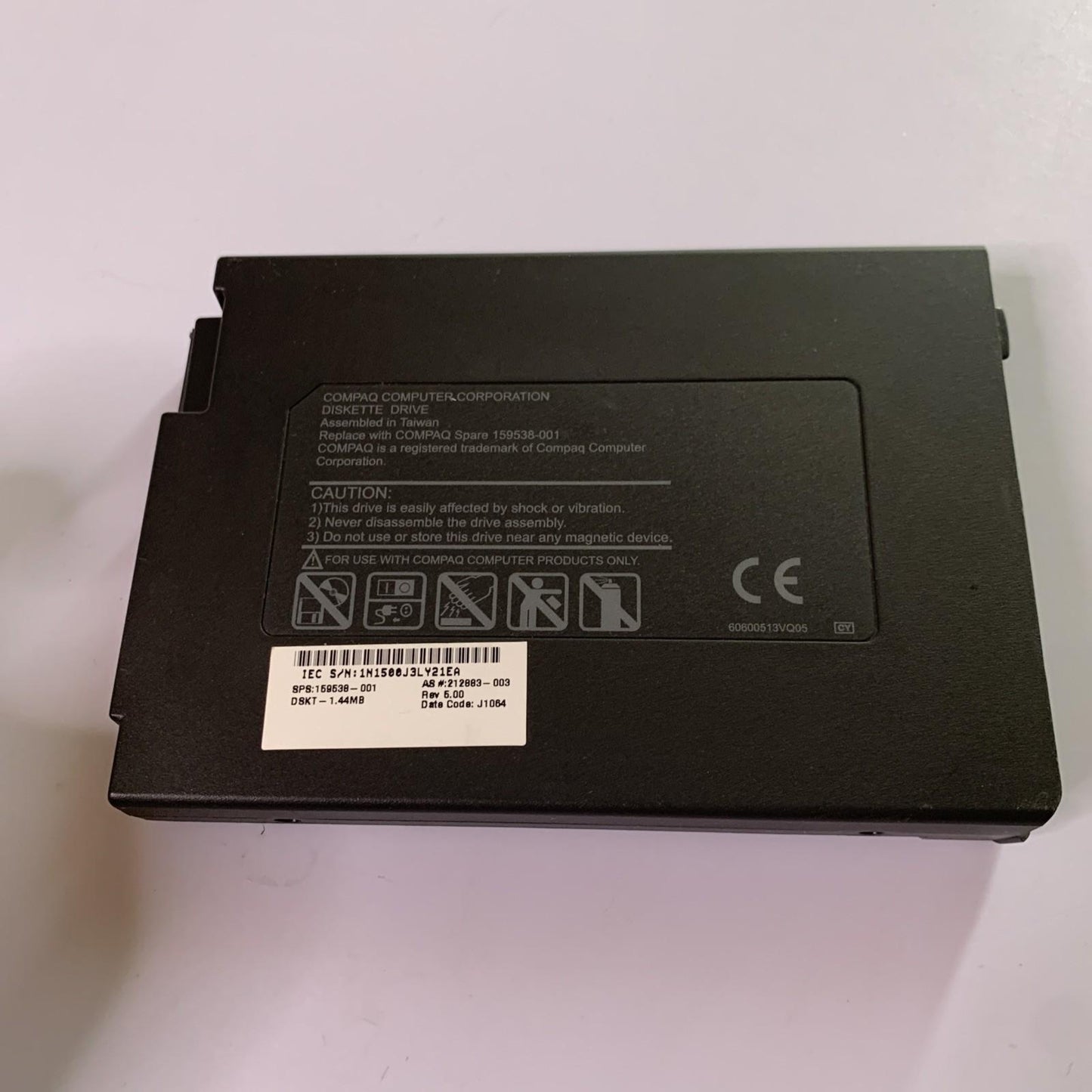 Compaq 1.44MB 3.5" Floppy Disk Drive FDD Internal Drive Laptop 159538-001