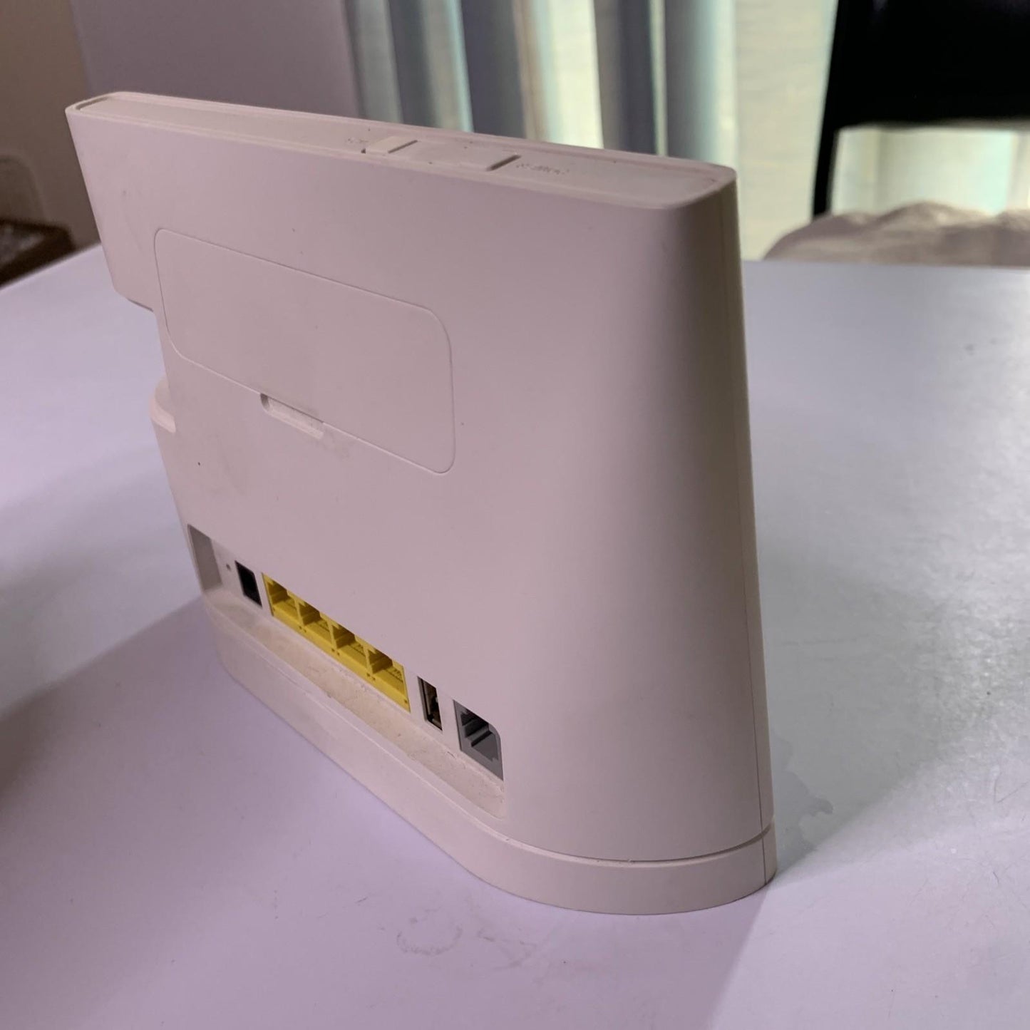 Huawei 8315s-607 4G Wireless WiFi Modem Router Unlocked