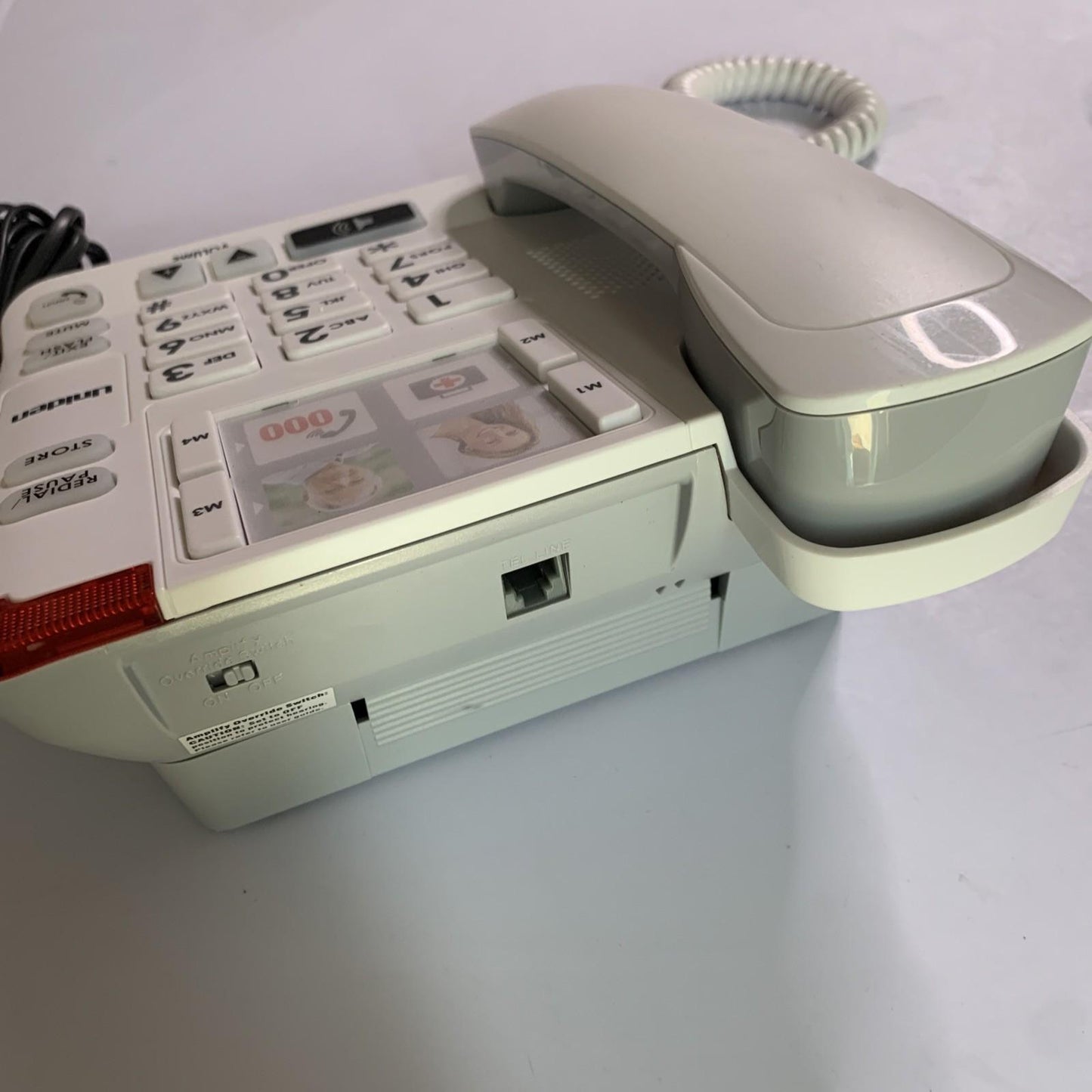 Uniden Sight & Sound Enhanced Corded Phone Large Button NBN Compatible SSE34