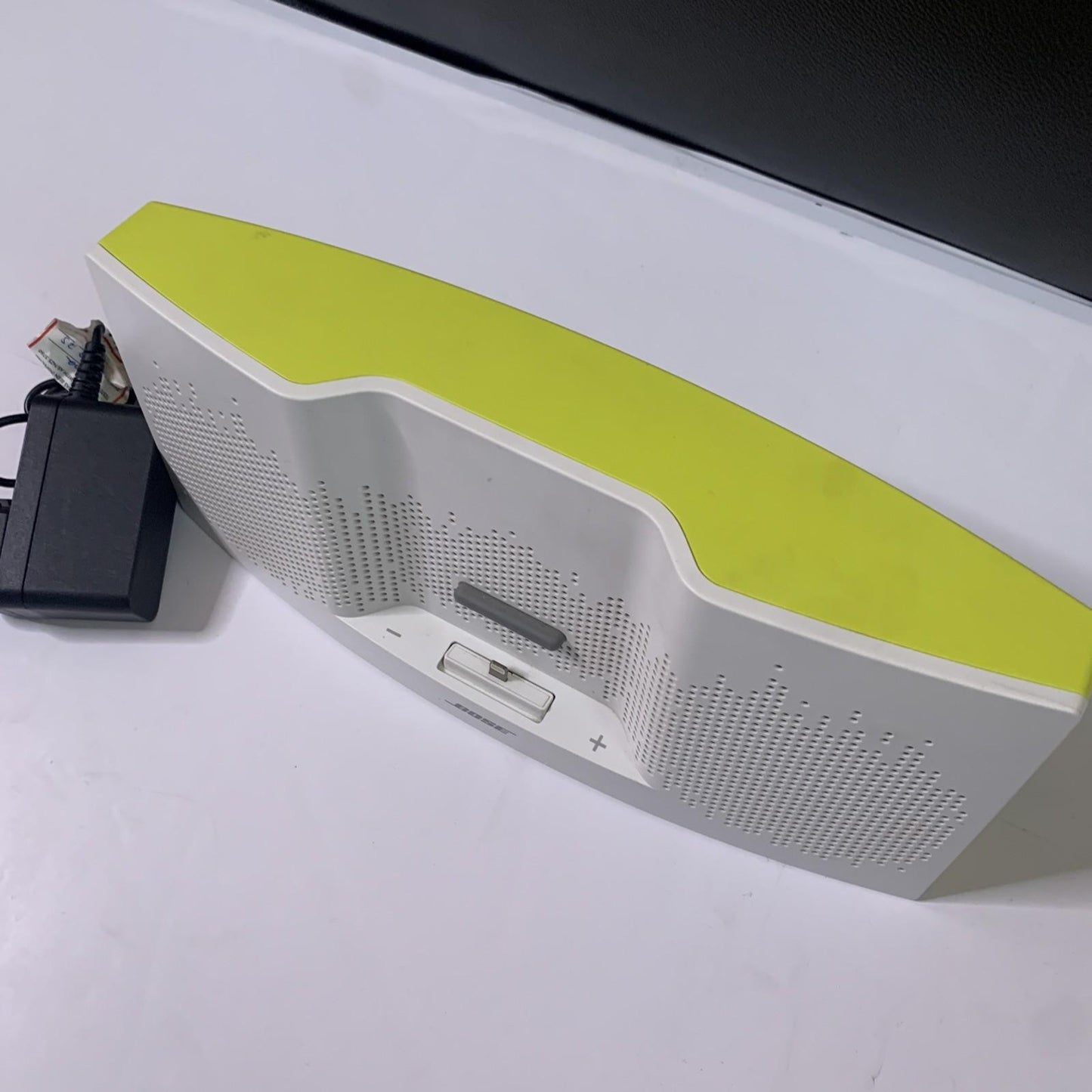 Bose SoundDock XT Speaker Music System Lightning Connector Model 415209