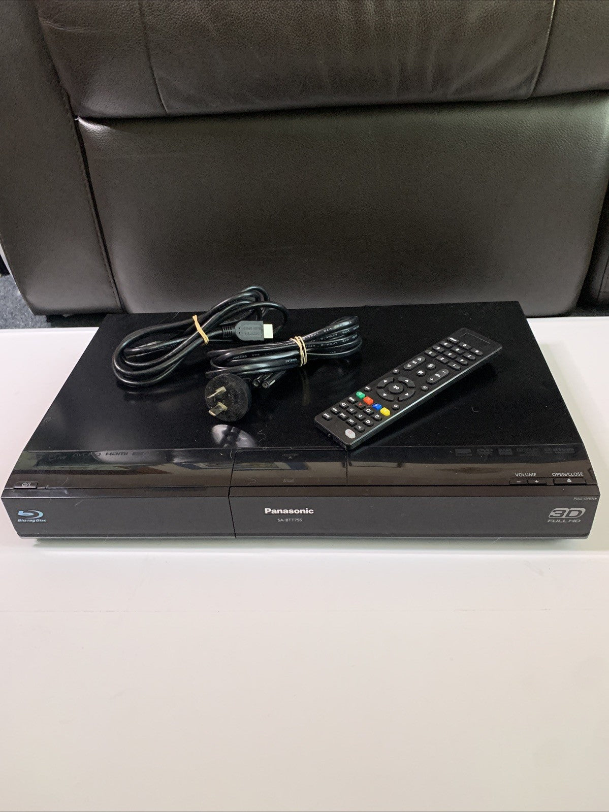 Panasonic 3D Blu-ray Player Home Theatre Receiver SA-BTT755