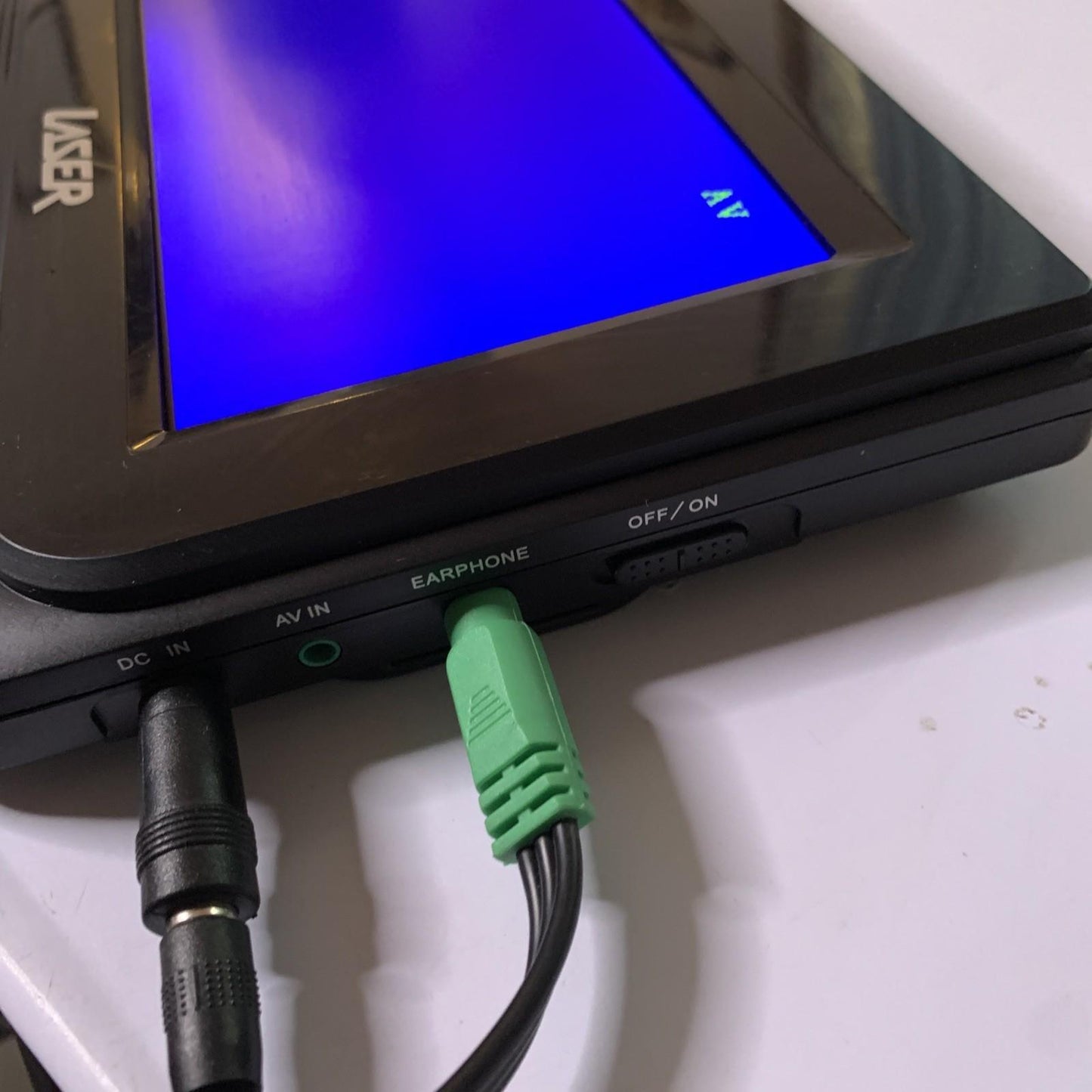 Laser LCD 7" Monitor RCA Composite With Speaker & Power Supply