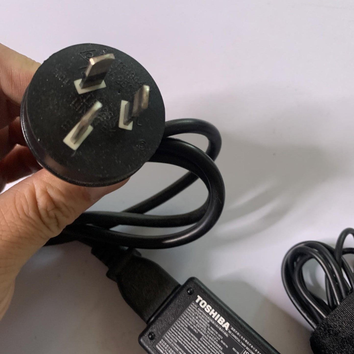 Genuine Toshiba Satellite Laptop Power Supply 19V 2.37A AC Adapter PA5177E-1AC3