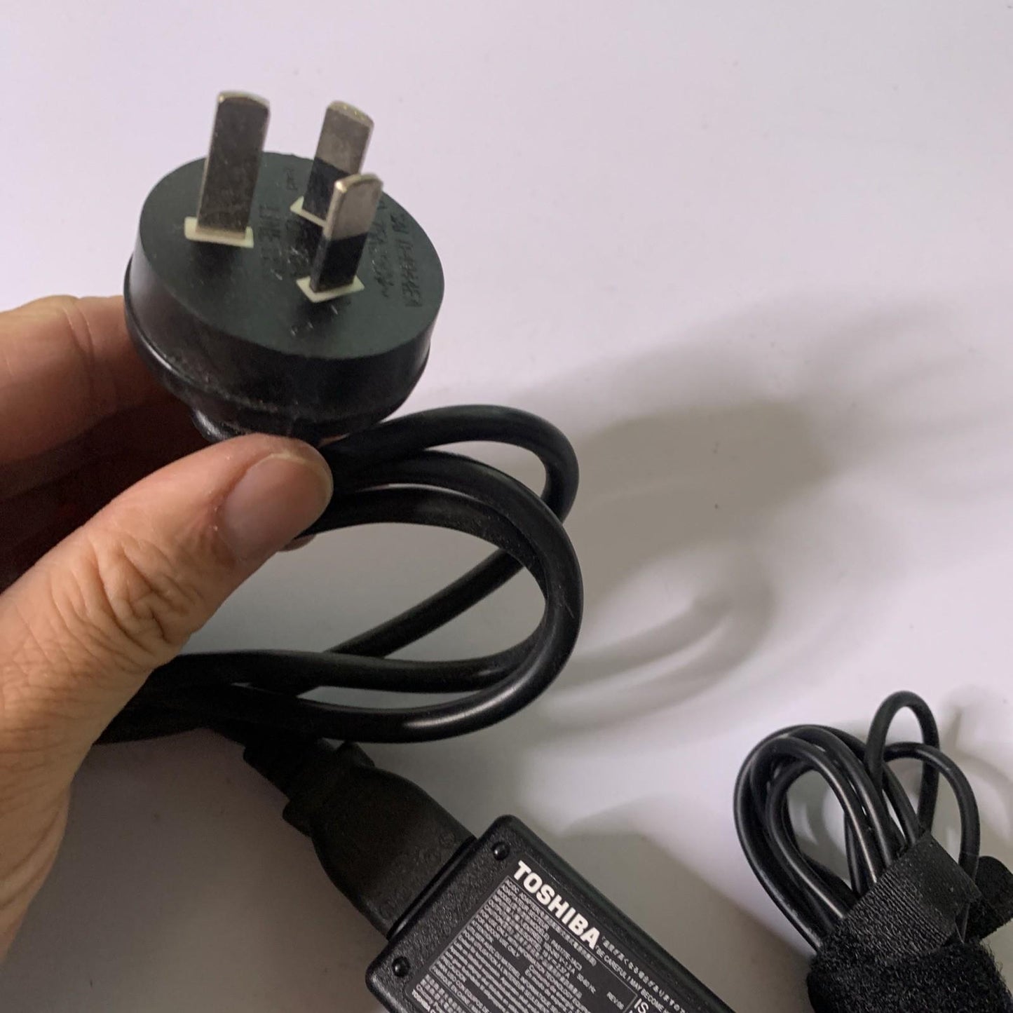 Genuine Toshiba Satellite Laptop Power Supply 19V 2.37A AC Adapter PA5177E-1AC3