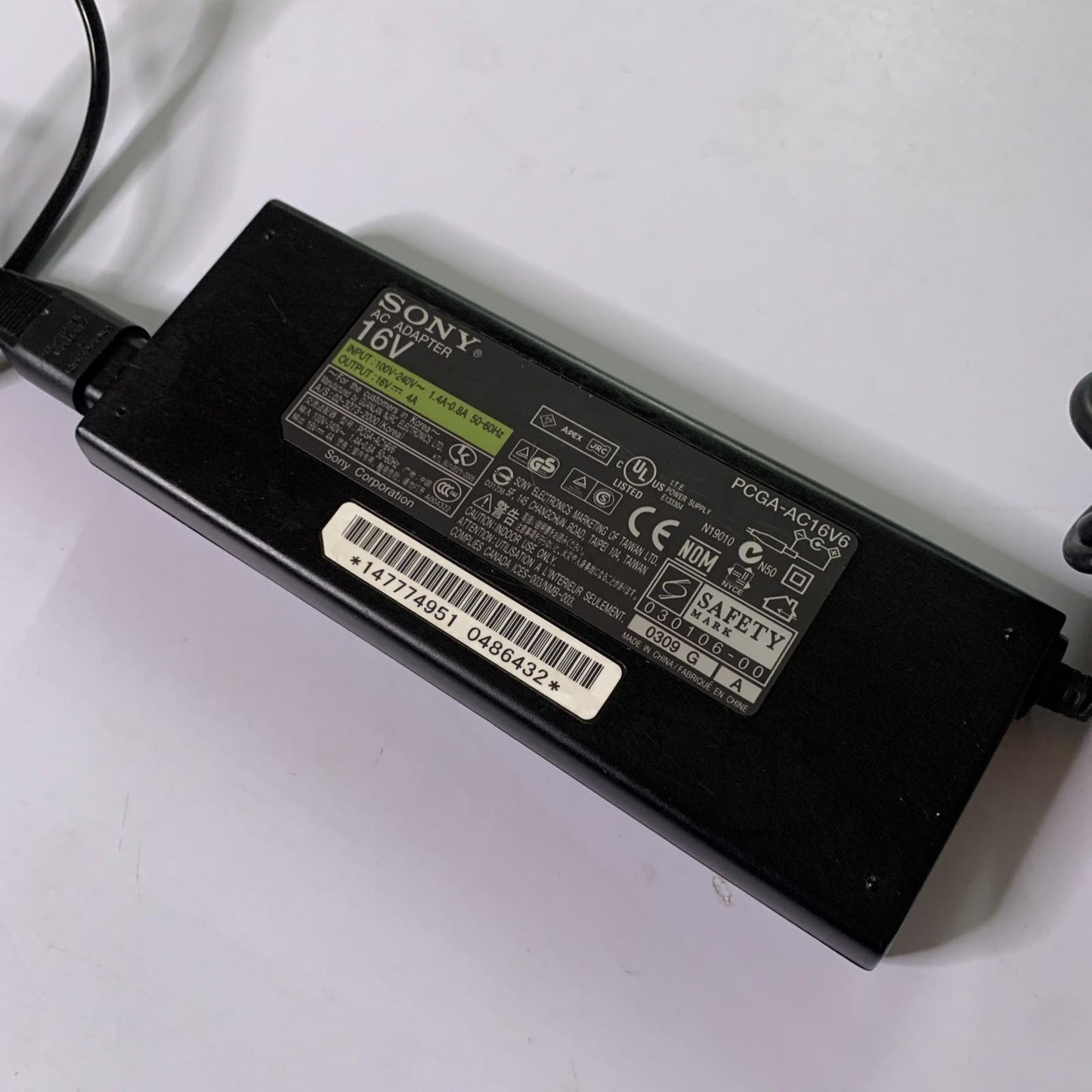 Genuine Sony VAIO Laptop Charger PCGA-AC16V6 16V 4A Power Supply