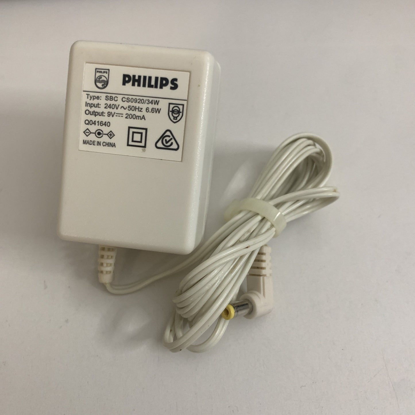 Genuine Philips SBC CS0920/34W Power Supply 9V 200mA AC Adapter