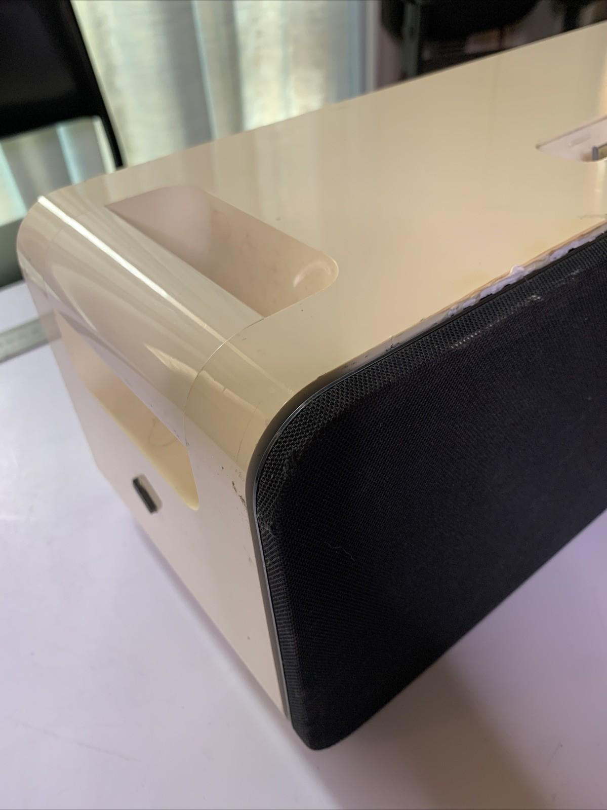 Apple iPod Dock Speaker System *Doesn't Turn On For Parts Or Repair