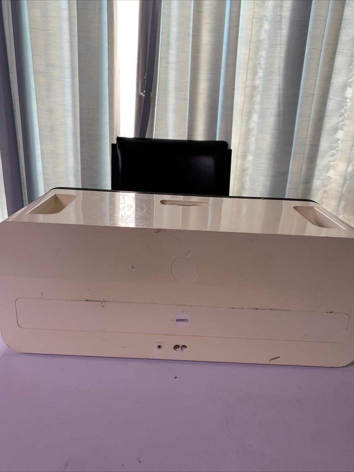 Apple iPod Dock Speaker System *Doesn't Turn On For Parts Or Repair