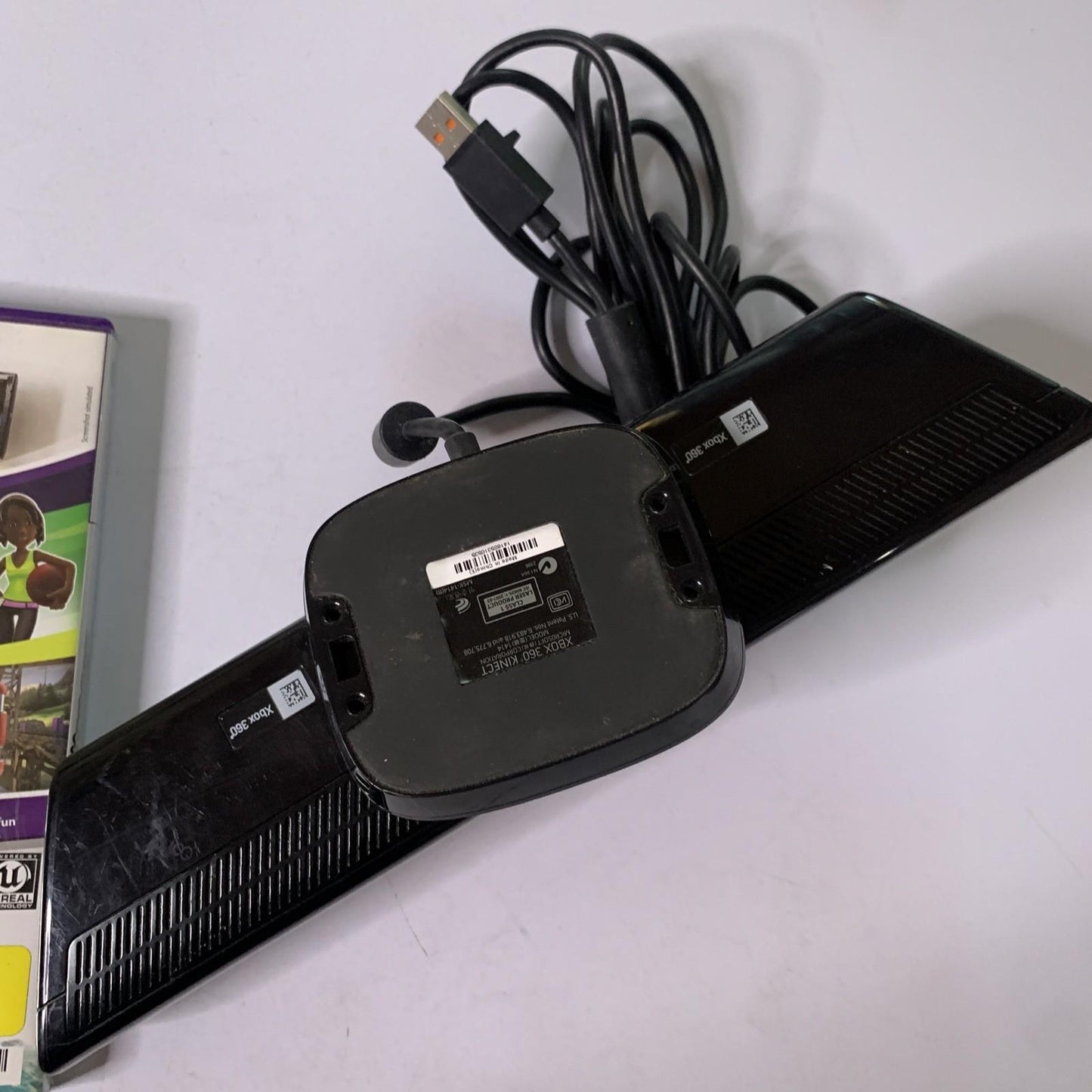 Kinect Adventures PAL Game + Microsoft XBOX 360 Kinect Motion Sensor Camera