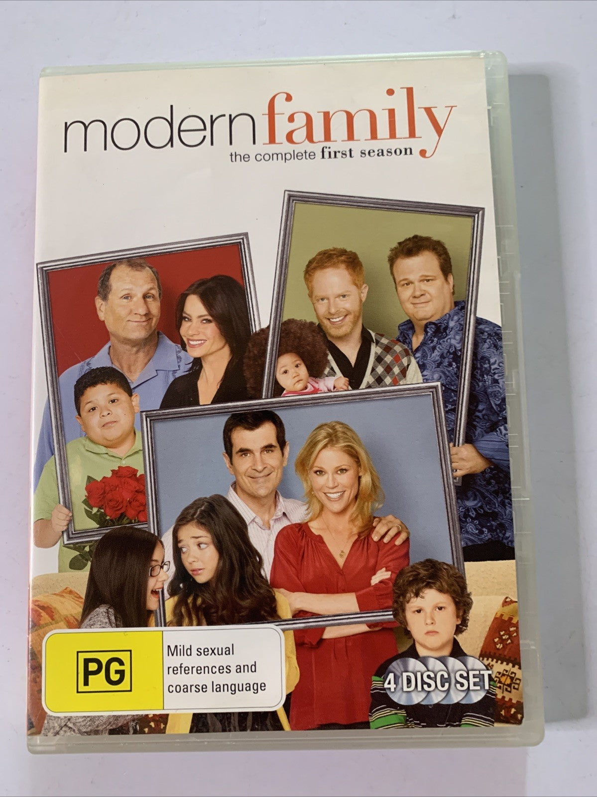 Modern Family : Season 1 (DVD, 2009, 4-Disc Set) Region 4