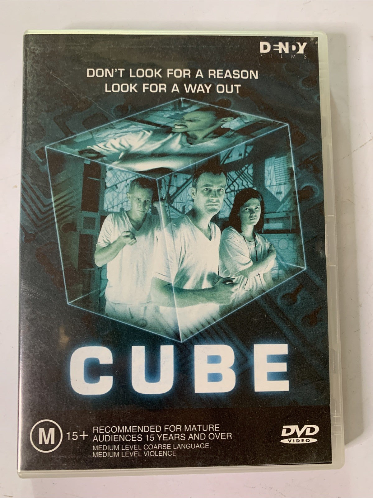 Cube (DVD, 1997) Nicole De Boer, David Hewlett, Maurice Dean Wint Region 4