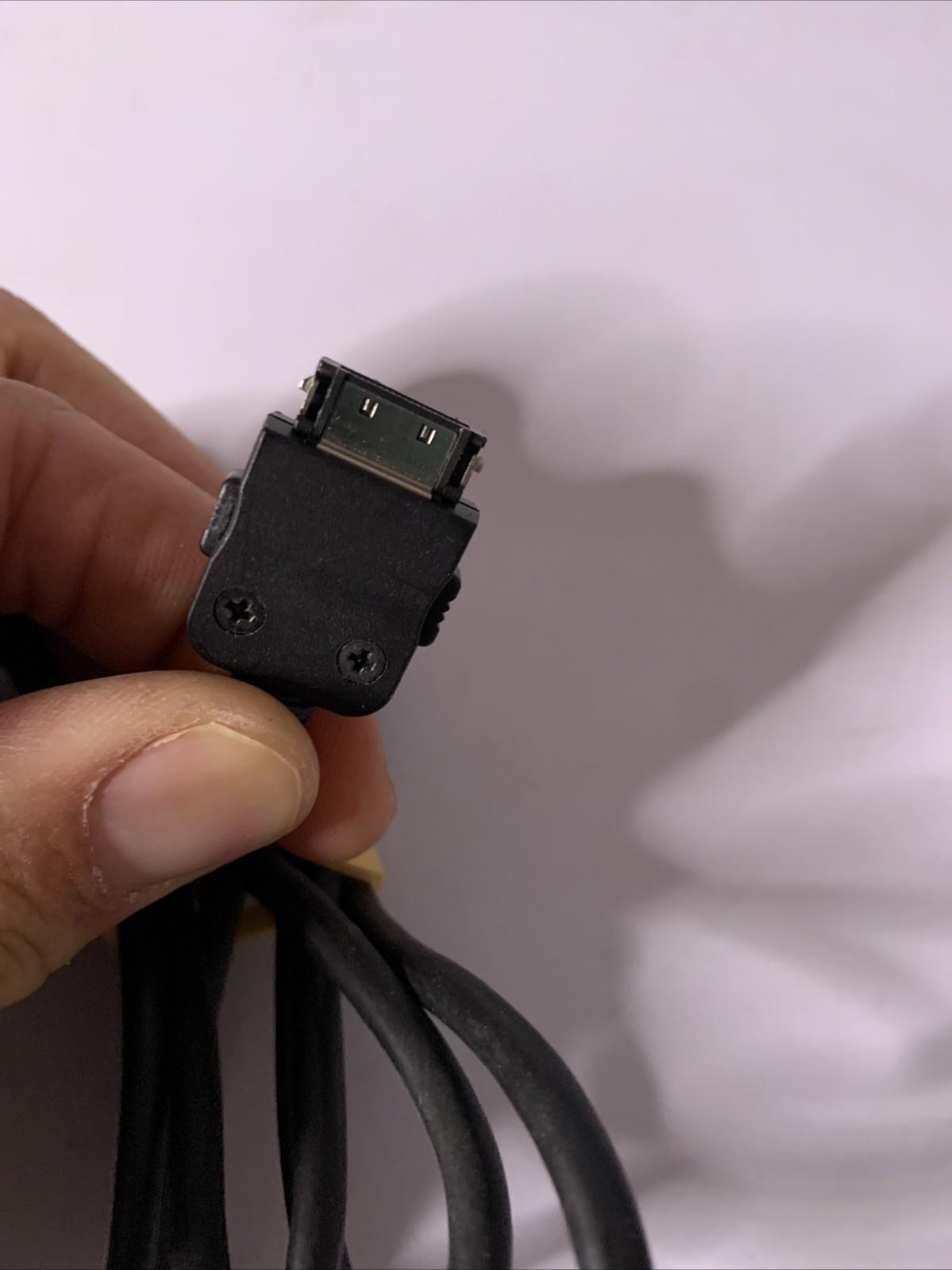 Sony TPM-iP20 Digital Media Port Adapter iPod 30-pin Connector
