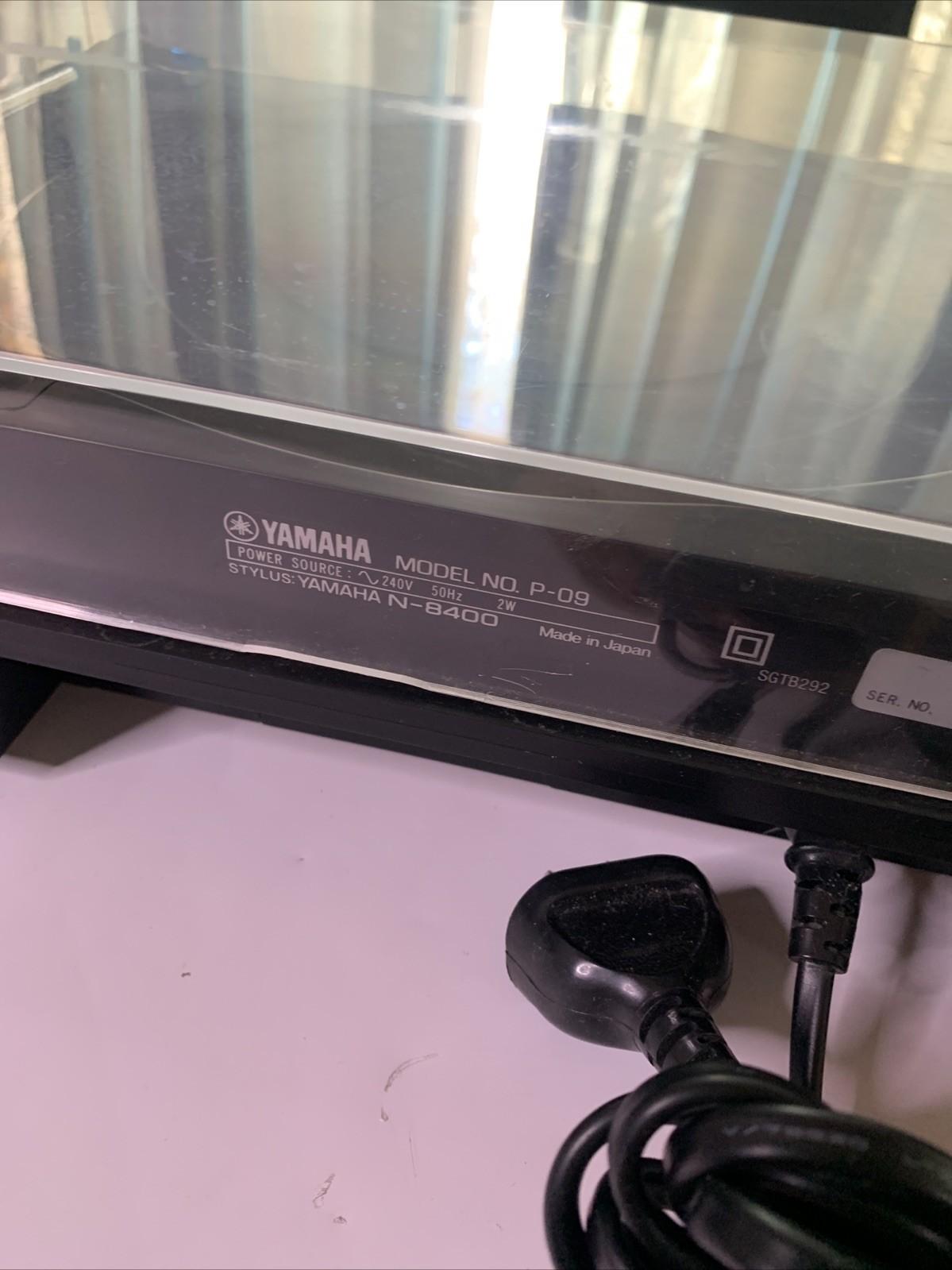 Yamaha Natural Sound Stereo Turntable Record Player P-09 Made In Japan