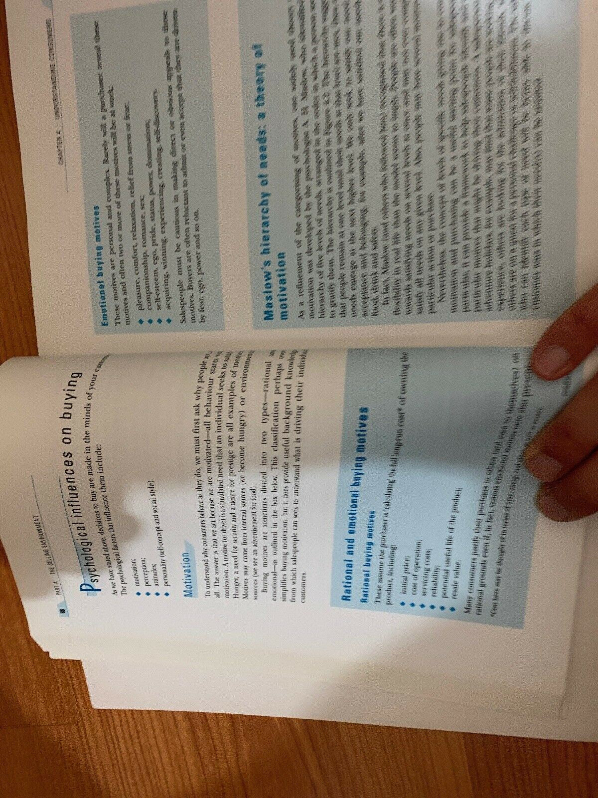 Selling a Consultative Approach : A Consultative Approach 2nd Edition