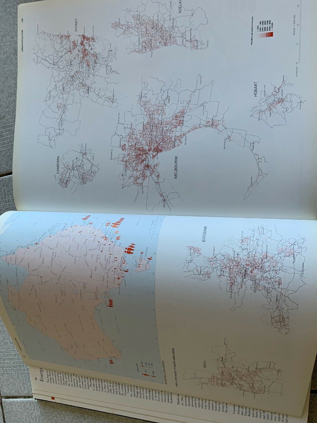 The Macquarie Illustrated World Atlas 1991 *Rare*