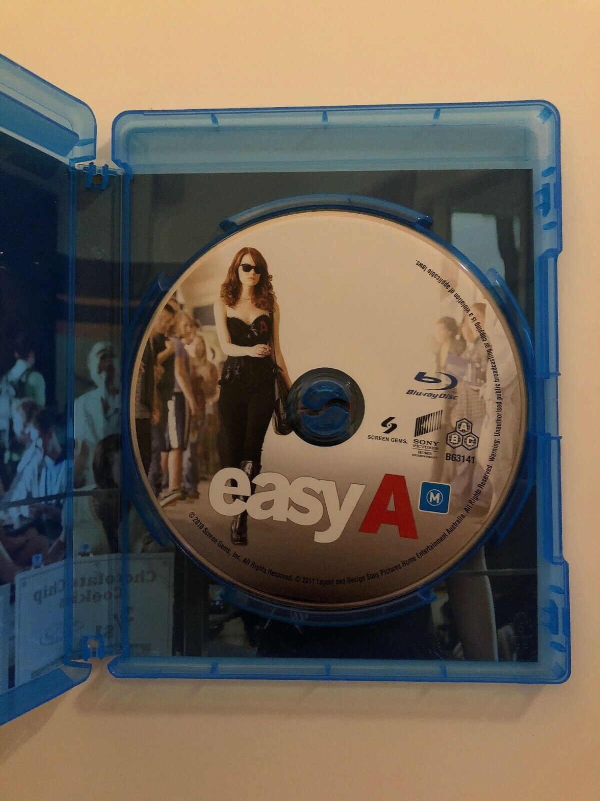 Easy A (Blu-ray, 2011) Emma Stone Comedy Movie