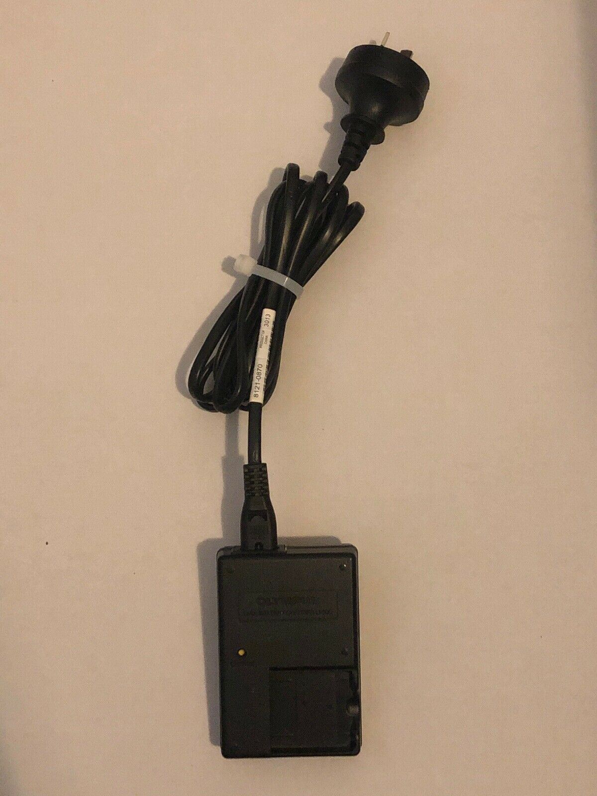 Genuine Olympus Li-ion Camera Battery Charger LI-50CAA for LI-50 Battery