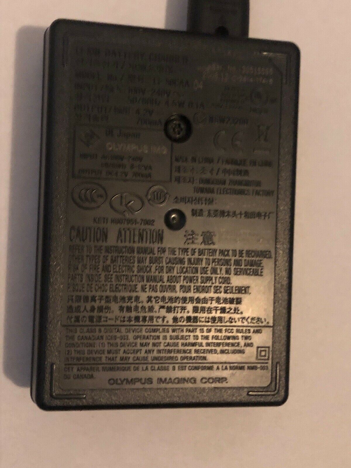 Genuine Olympus Li-ion Camera Battery Charger LI-50CAA for LI-50 Battery