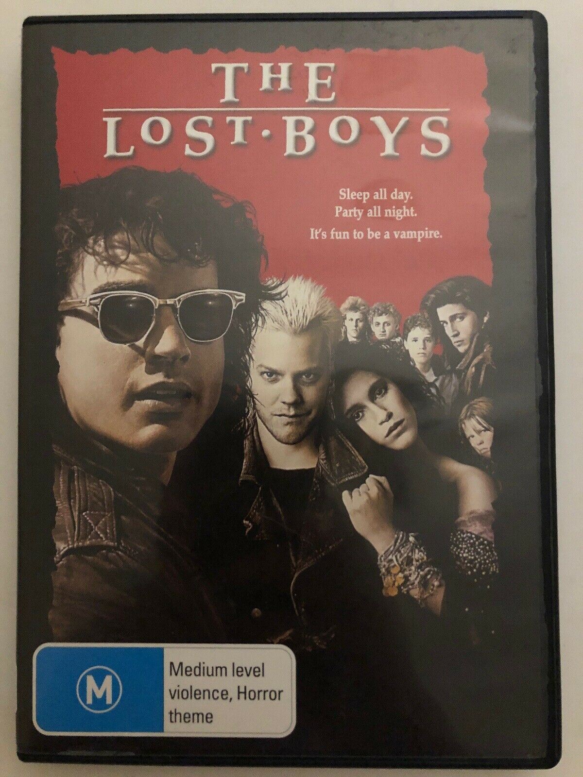 The Lost Boys (DVD) Kiefer Sutherland, Corey Feldman, Corey Haim, Jason Patric