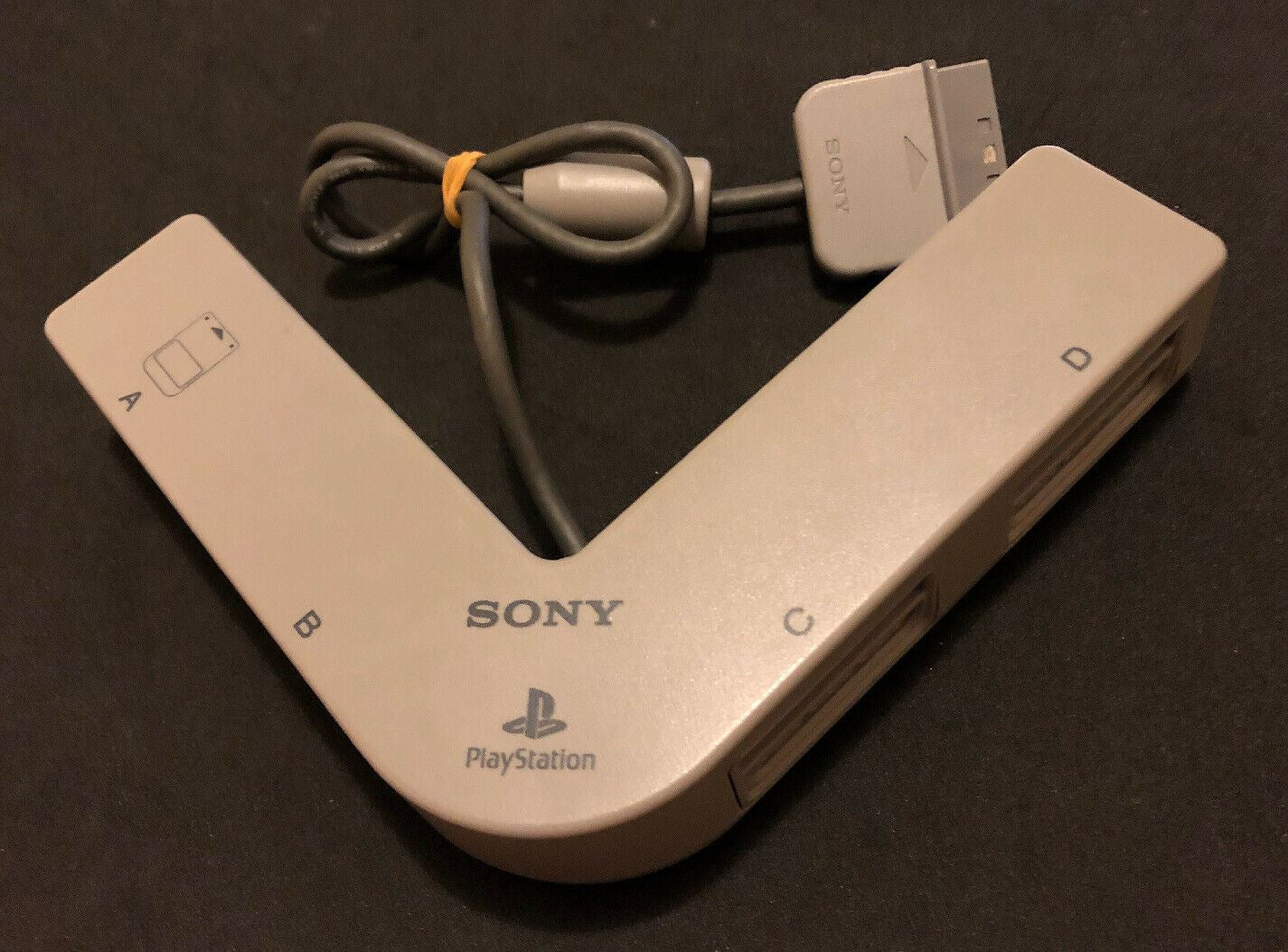 Sony MULTITAP PLAYSTATION 1 ORIGINAL SONY SCPH 1070 - PS1 Multitap Magic Gate