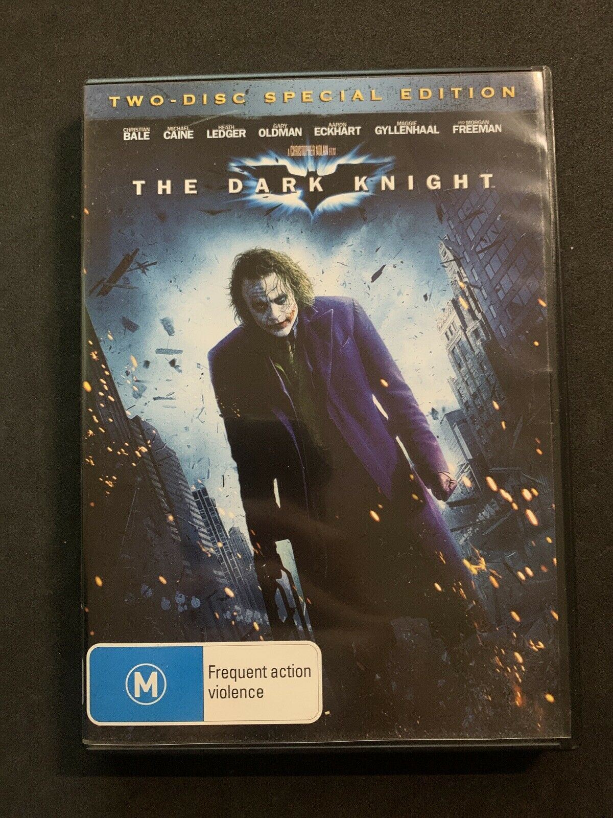 The Dark Knight - Special Edition (DVD, 2008) Christian Bale, Heath Le ...