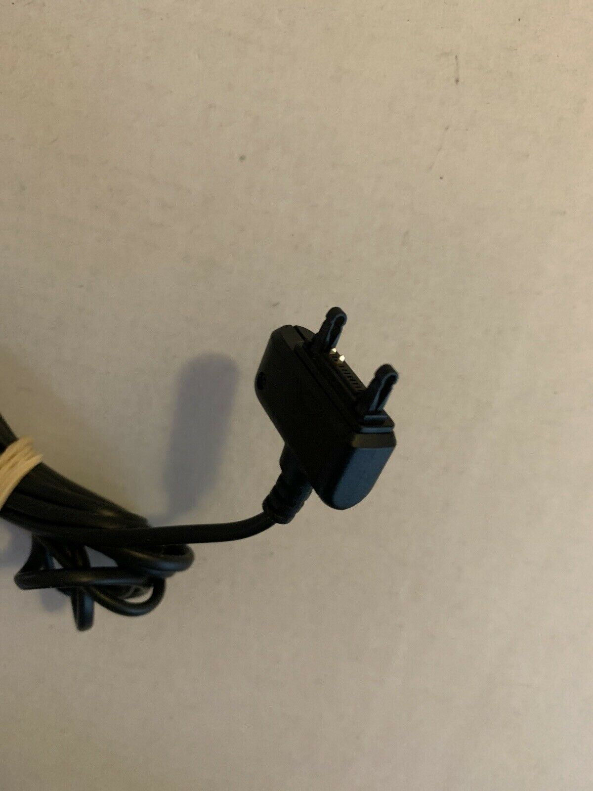 GENUINE Sony Ericsson CST-60 Charger AC Adapter OUTPUT DC : 4.9V  450mA   . AU