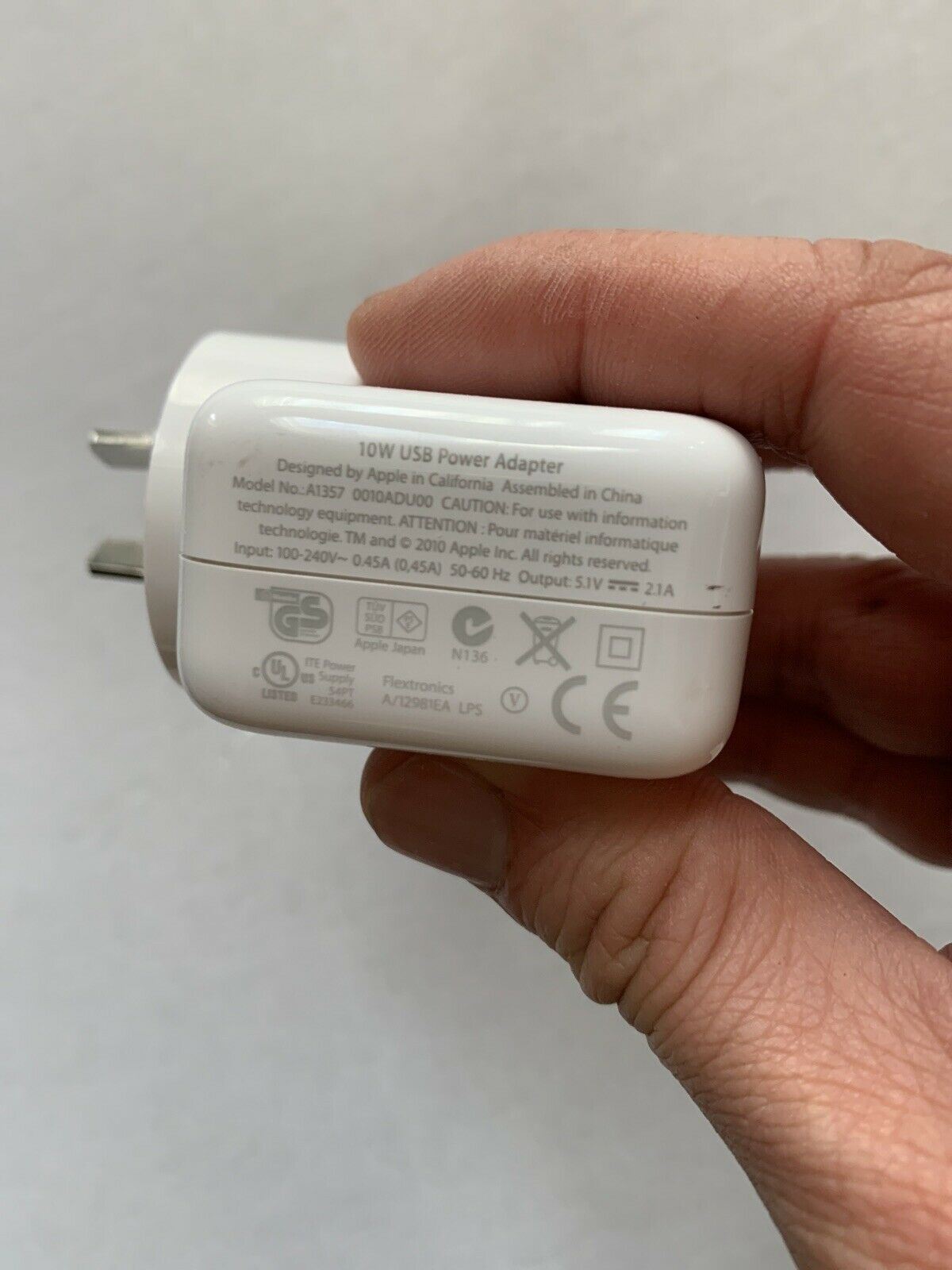 Genuine Apple A1357 USB AC Adapter 10W