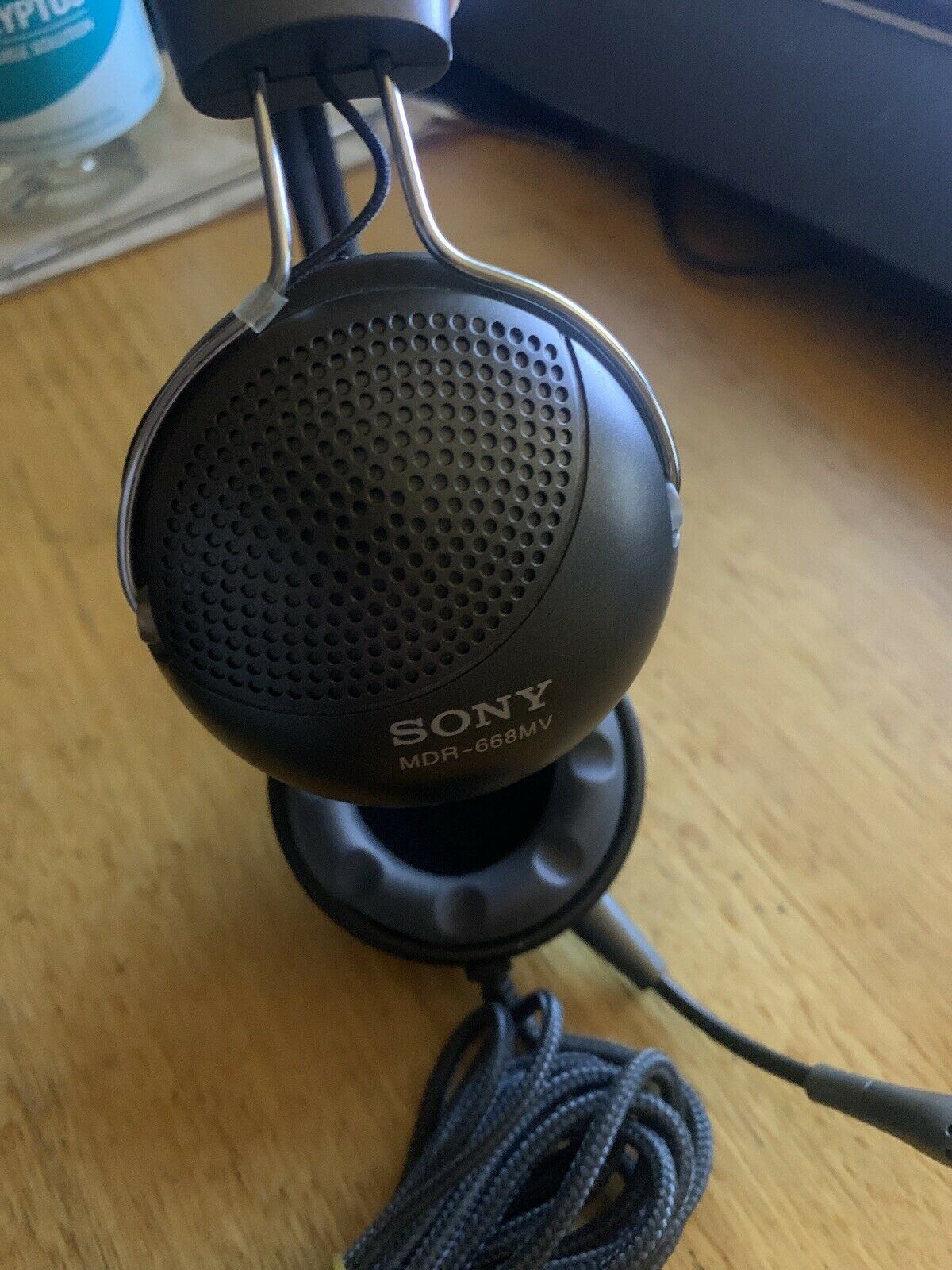 Sony MDR 668MV Headphones with Microphone Over the ear Microphone