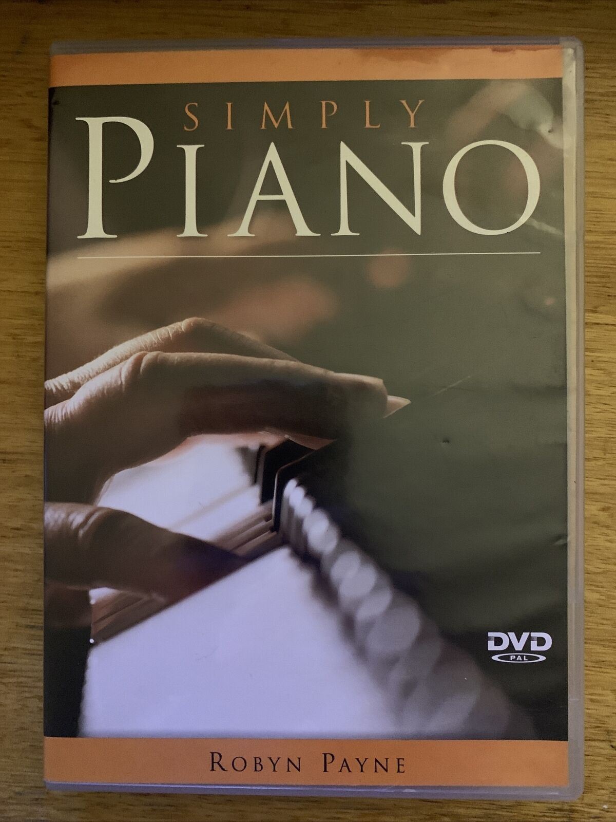 Simply Piano (DVD) Learn to Play the Piano. Robyn Payne