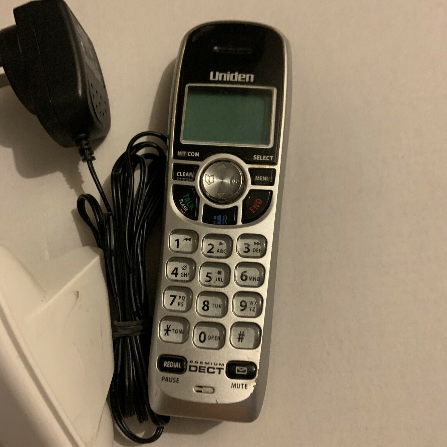 2x Uniden Premium DECT Handset With Charger Base *Doesn't Include Main Unit*