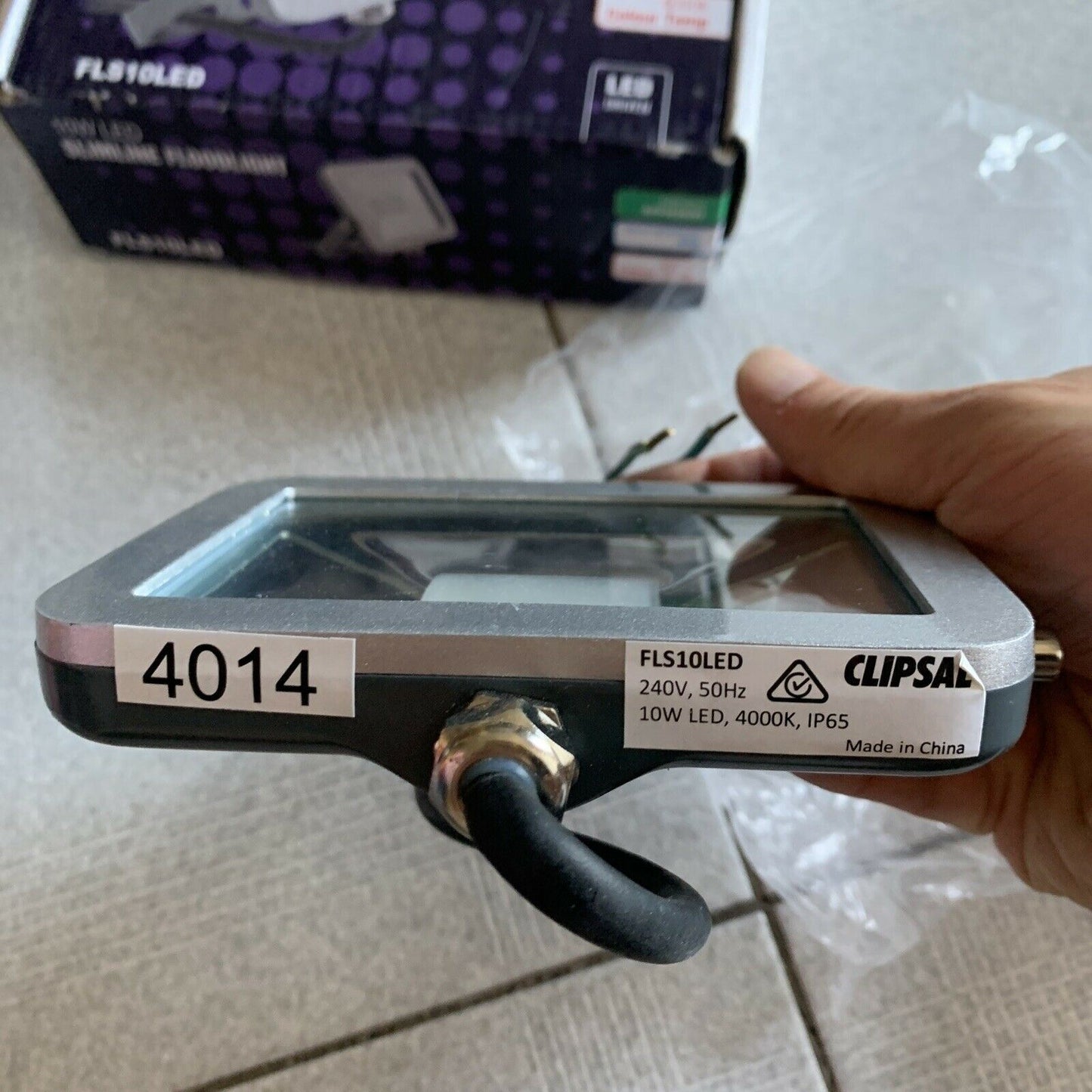 Clipsal 10W LED Slimline Floodlight FLS10LED