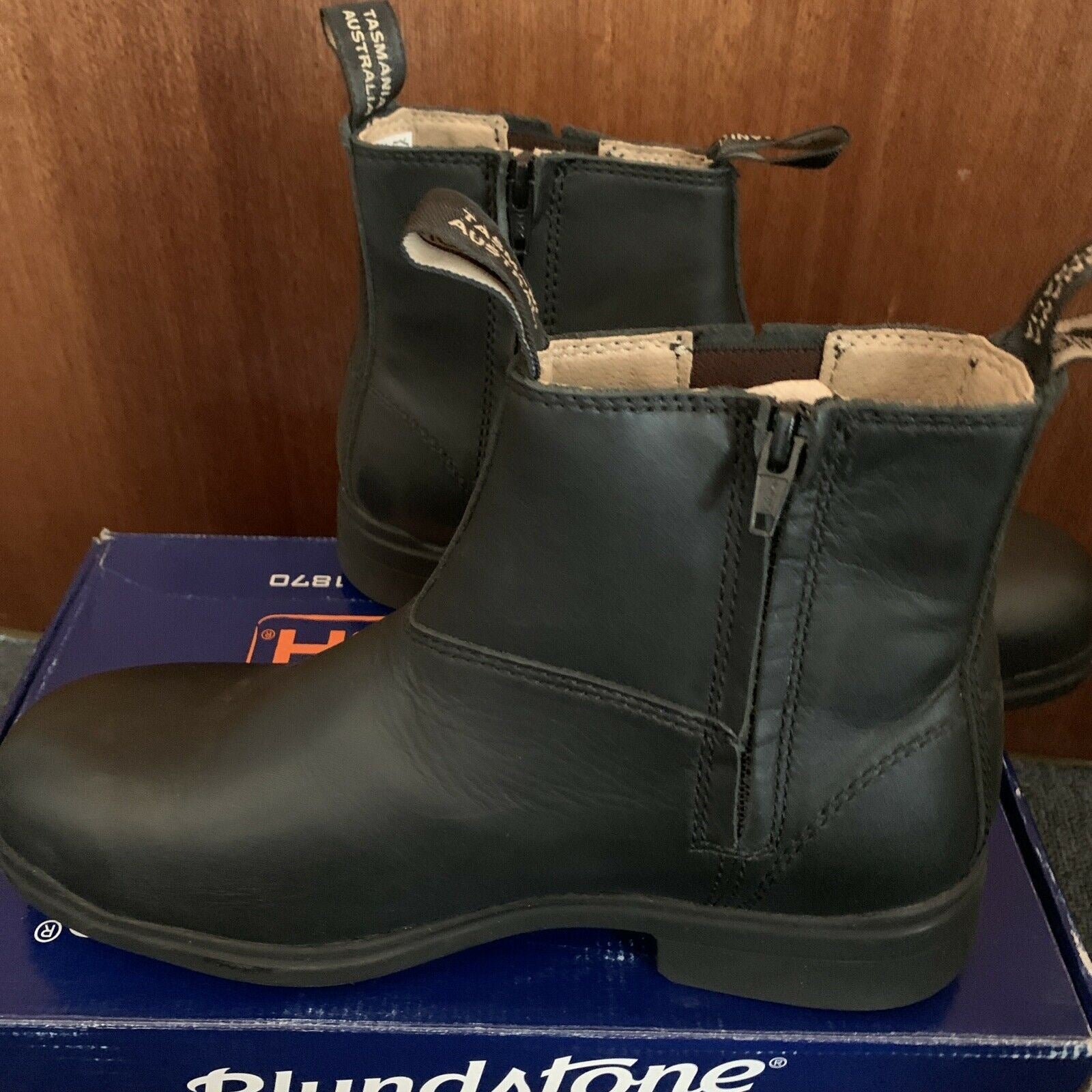 Blundstone sale executive 783