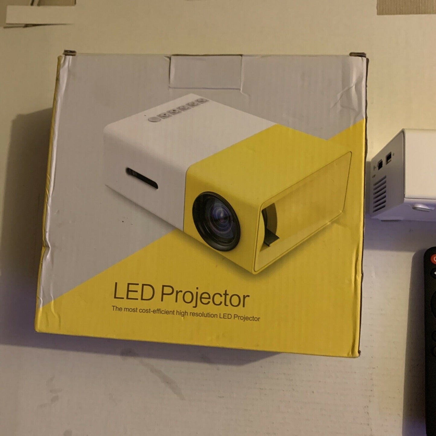 HDMI LED Projector With Remote