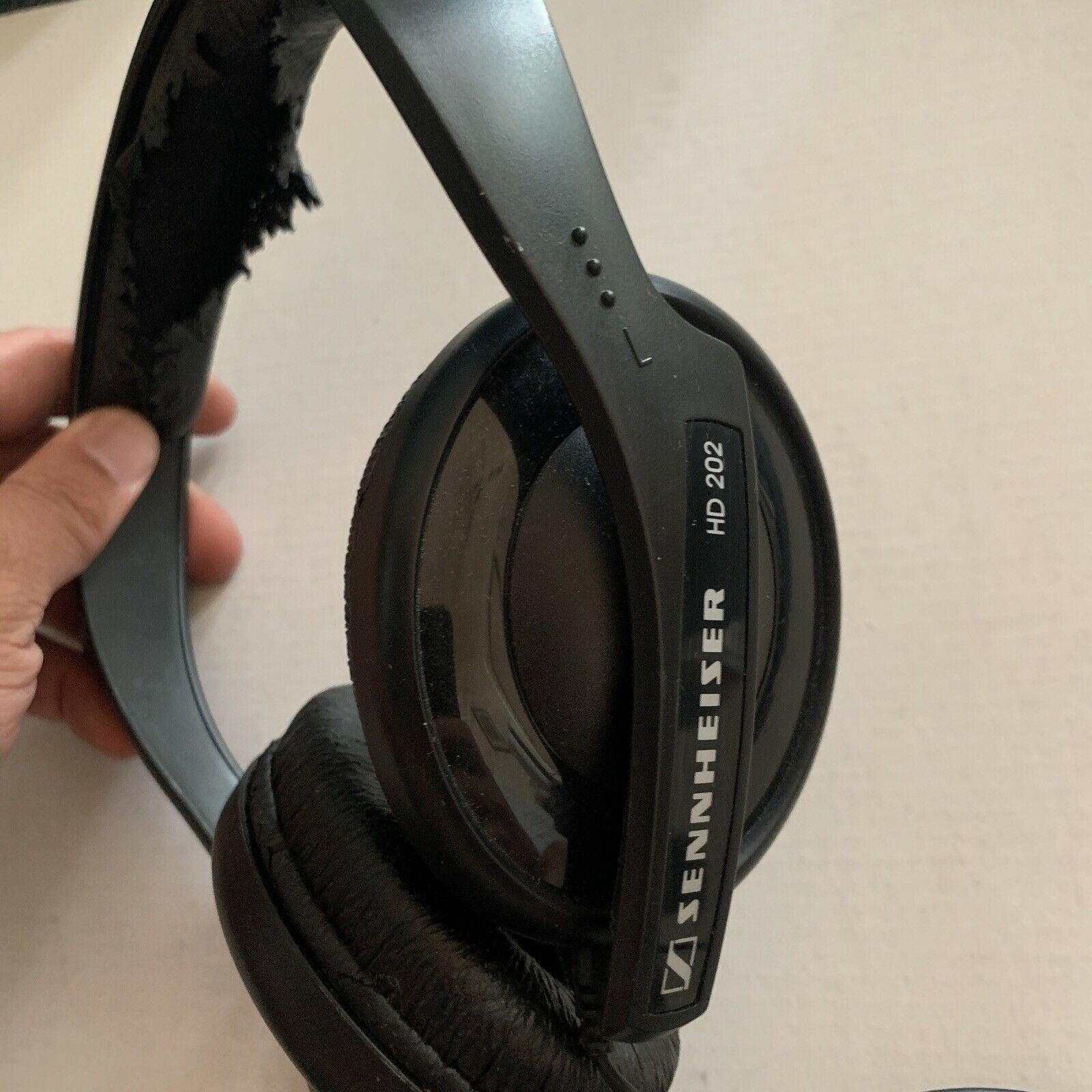 Sennheiser HD 202 Dynamic Headphones Retro Unit