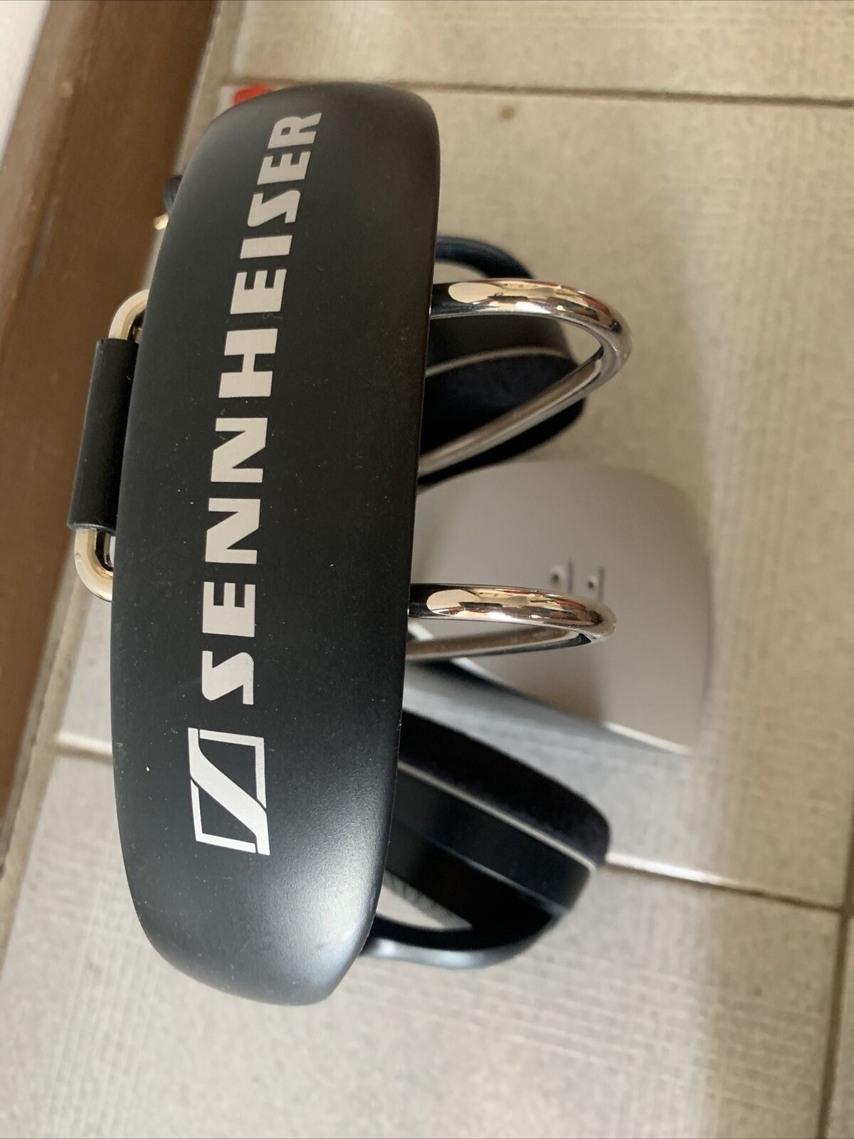 Sennheiser HDR 120 II Wireless 100m range Headphones Headset & Charging Stand