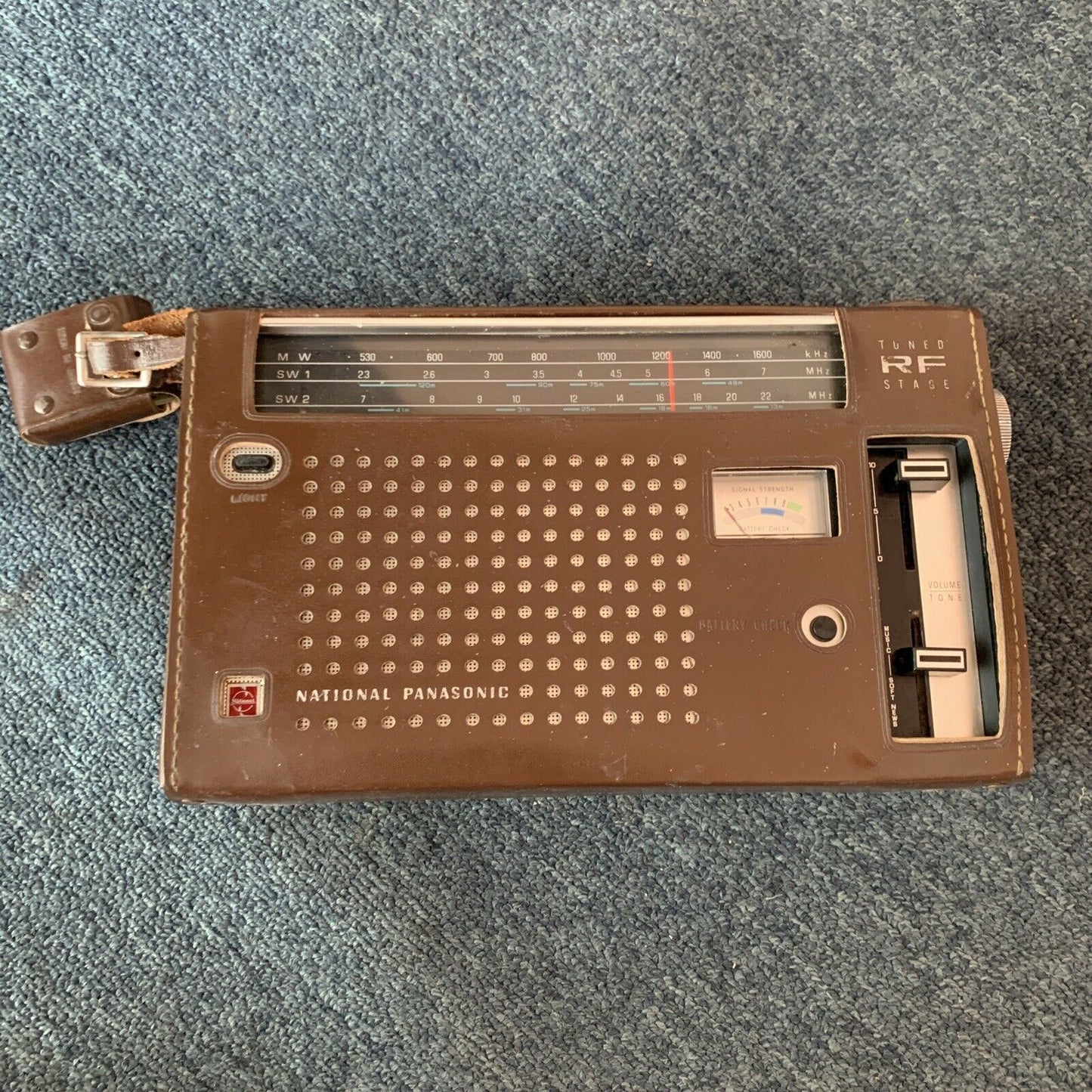 Vintage National Panasonic Model R-399 Radio - Made In Japan 1970